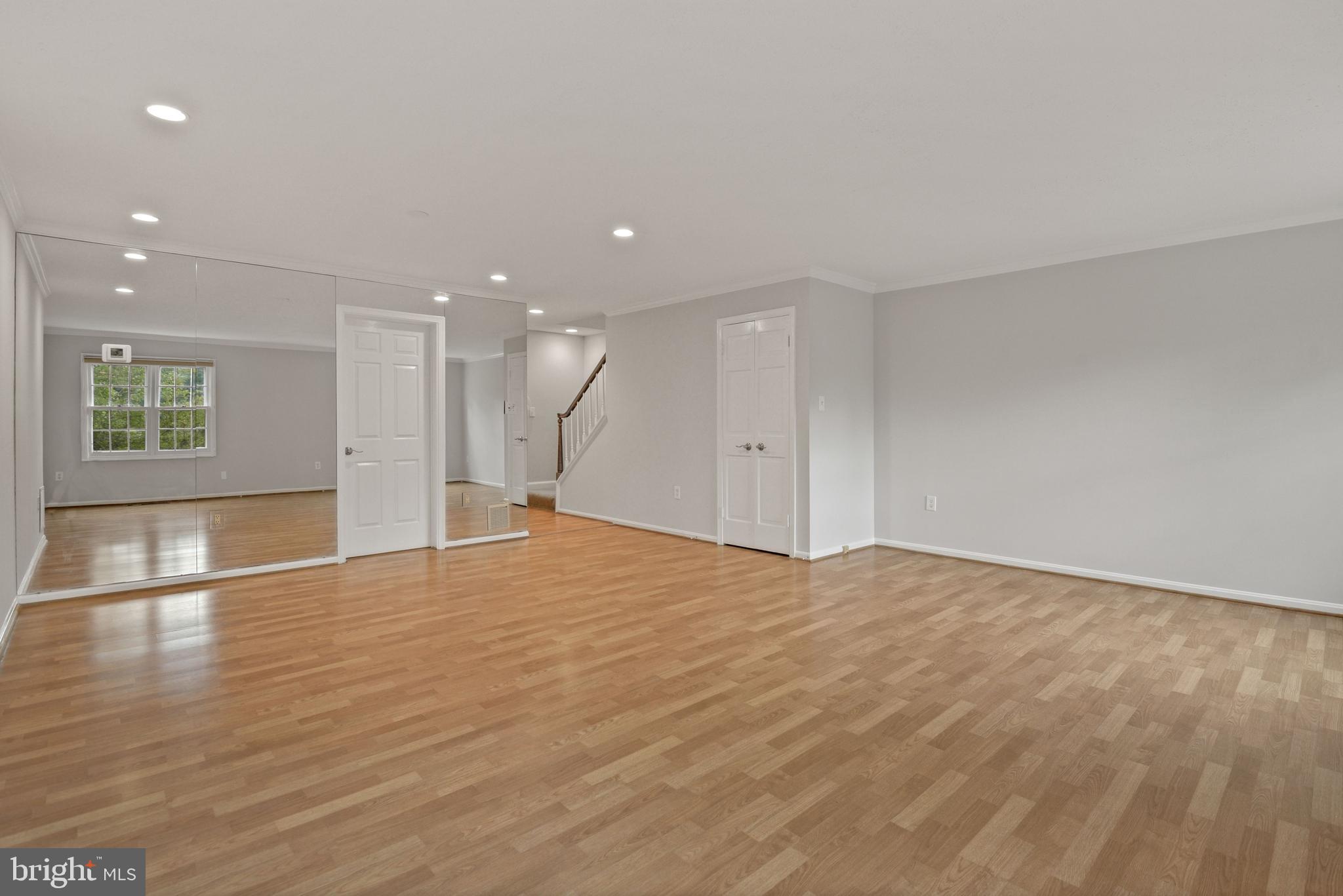 WESTLAKE TERRACE - Residential Lease