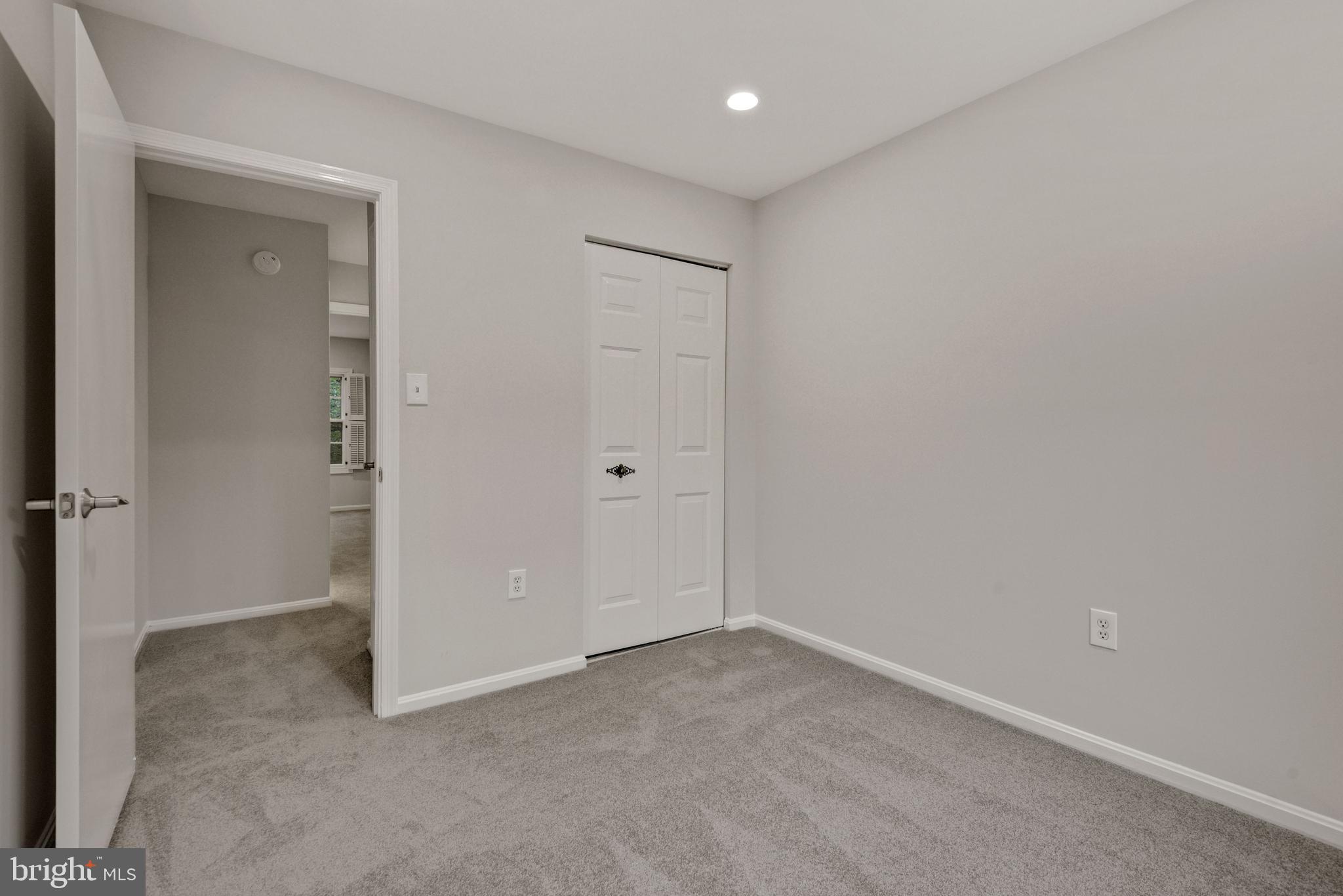 WESTLAKE TERRACE - Residential Lease