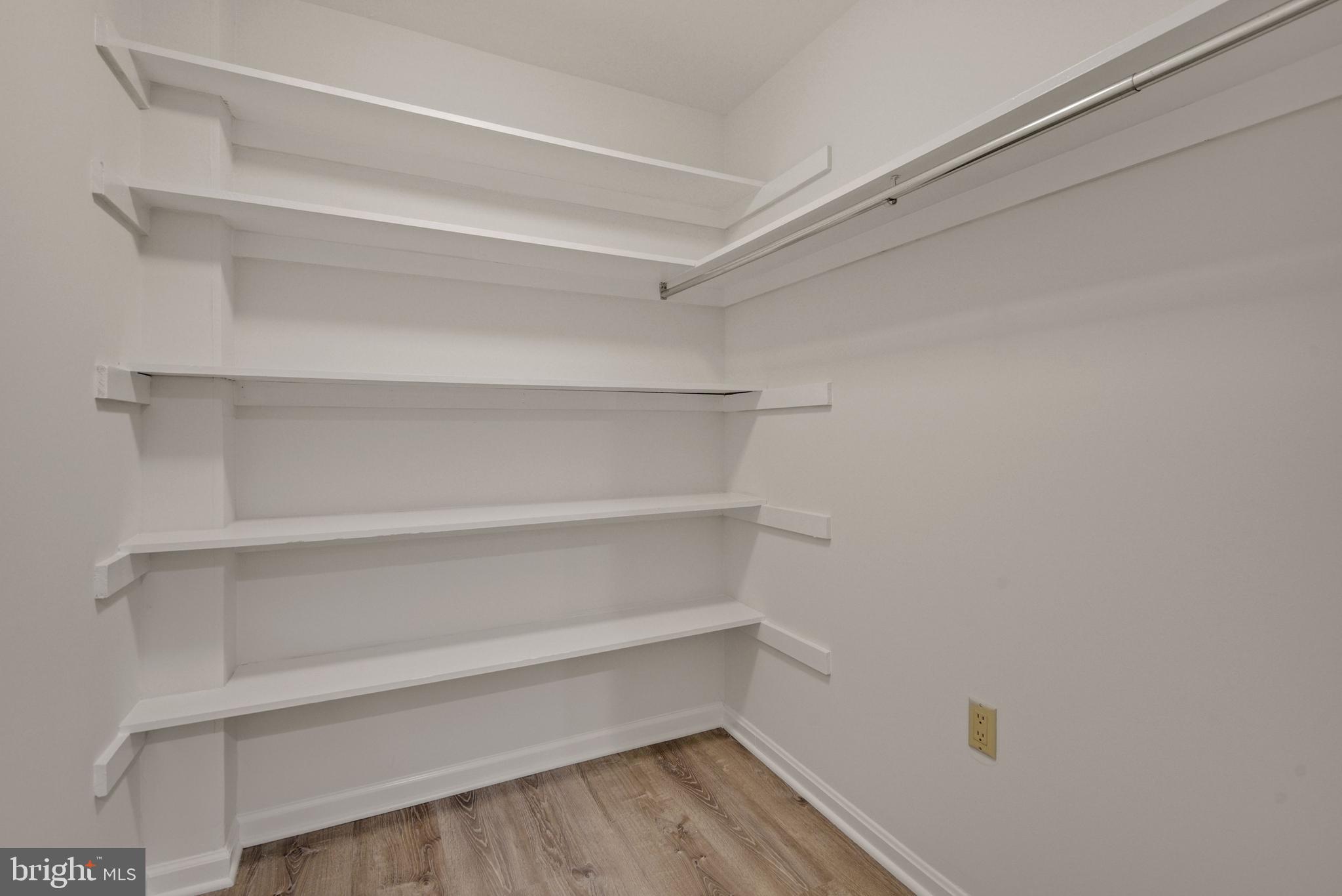 WESTLAKE TERRACE - Residential Lease