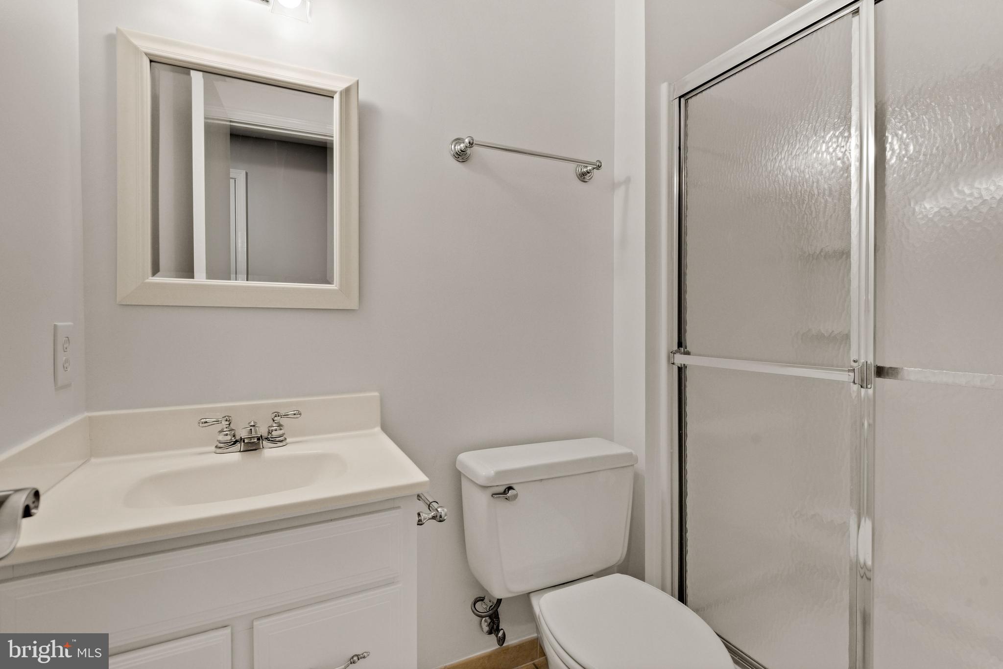 WESTLAKE TERRACE - Residential Lease