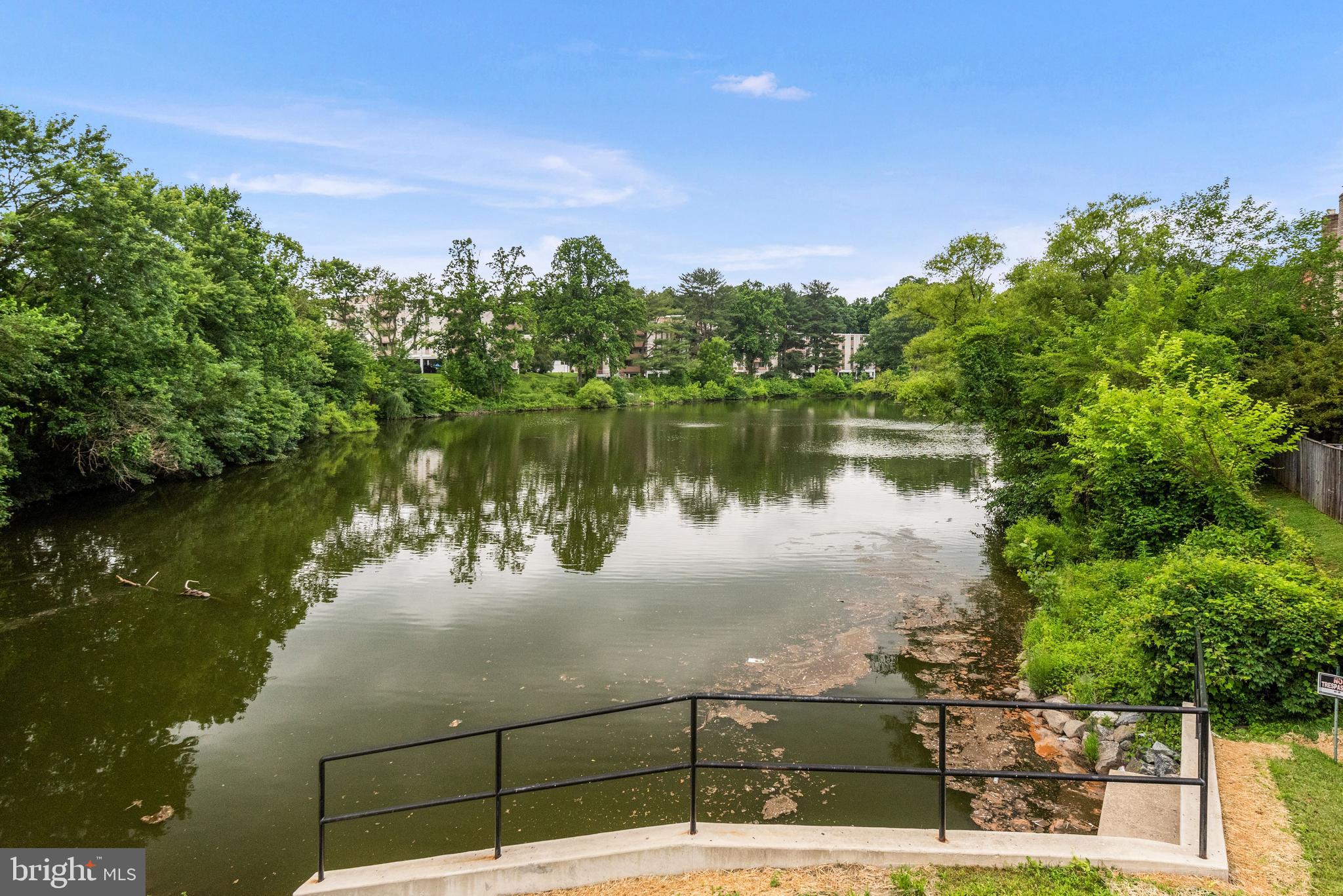 WESTLAKE TERRACE - Residential Lease