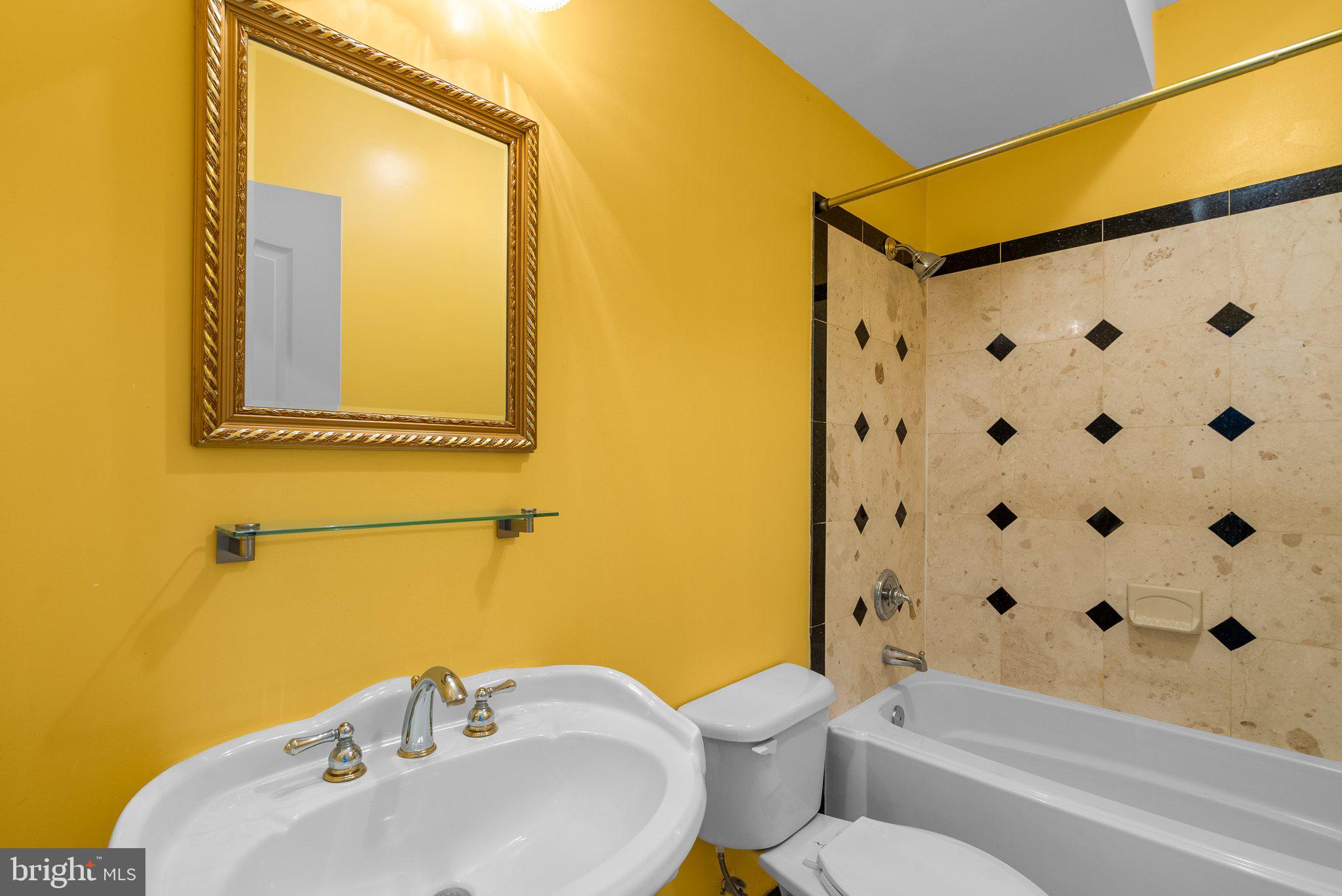 URBANA HIGHLANDS - Residential