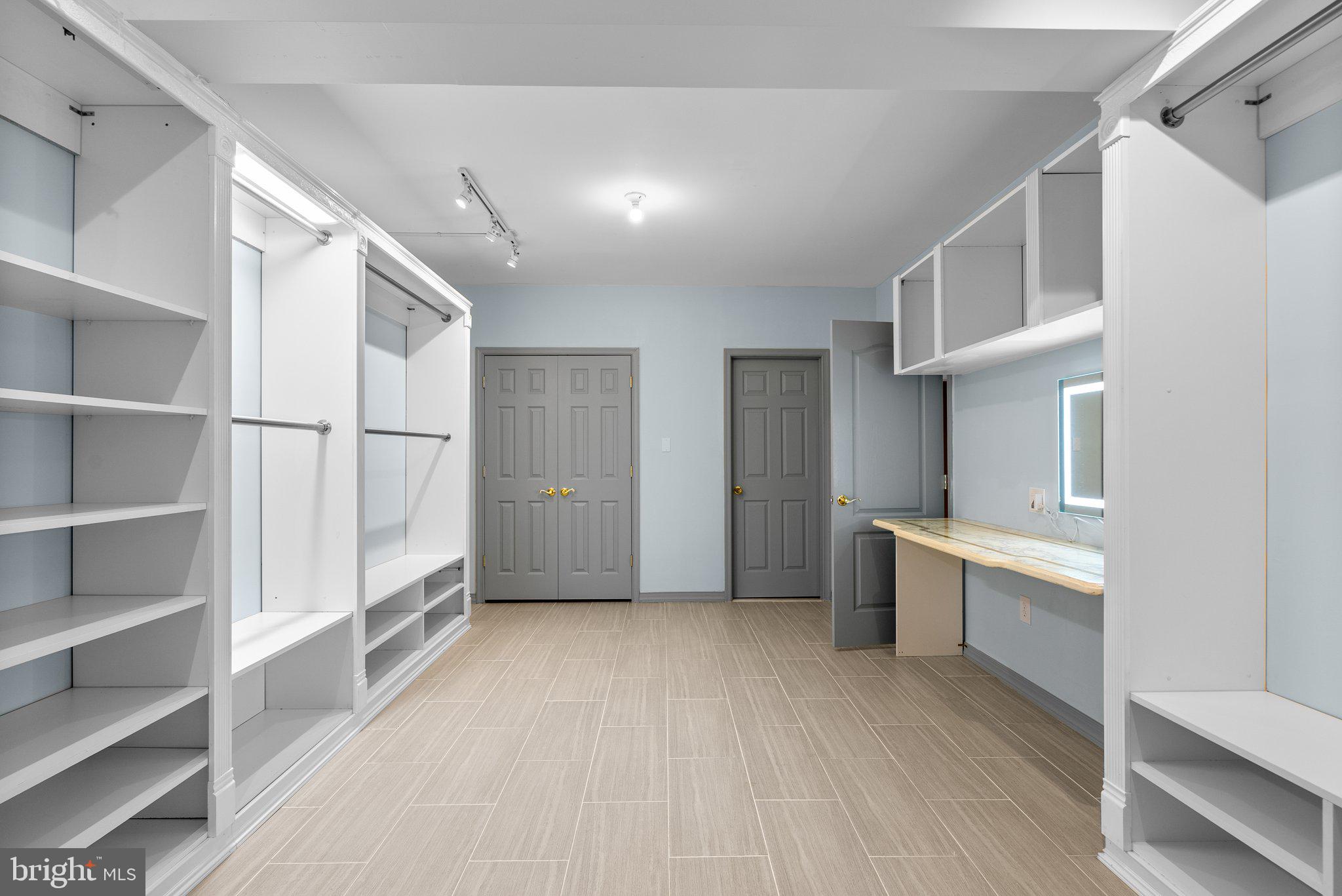 URBANA HIGHLANDS - Residential