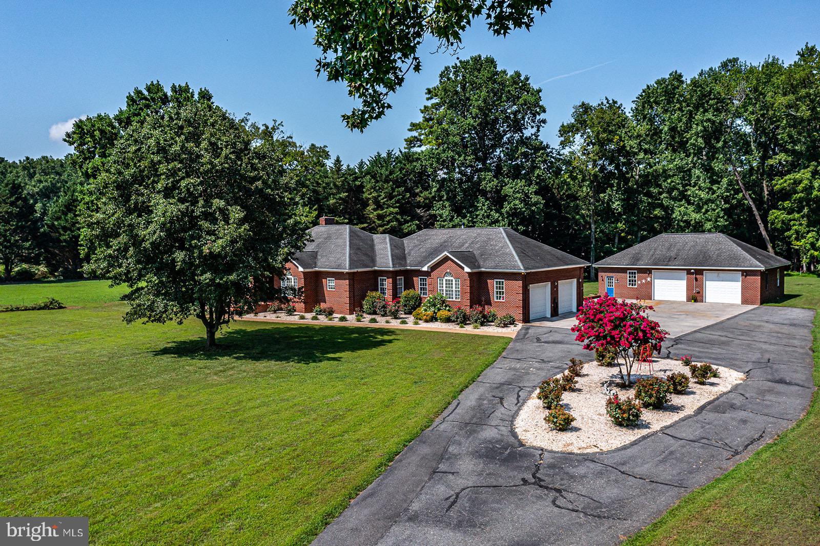 COAN HARBOUR ESTATES - Residential