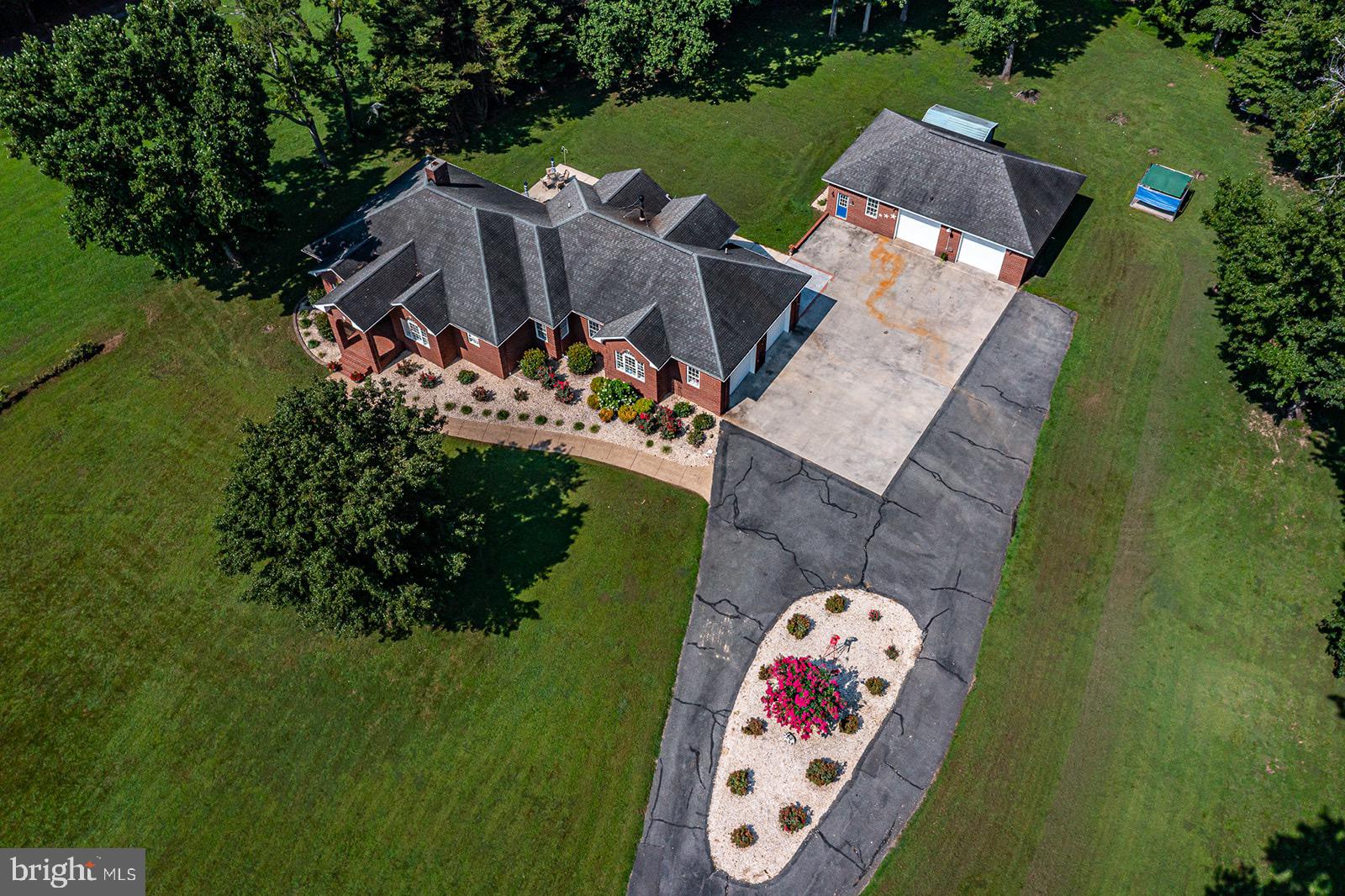 COAN HARBOUR ESTATES - Residential