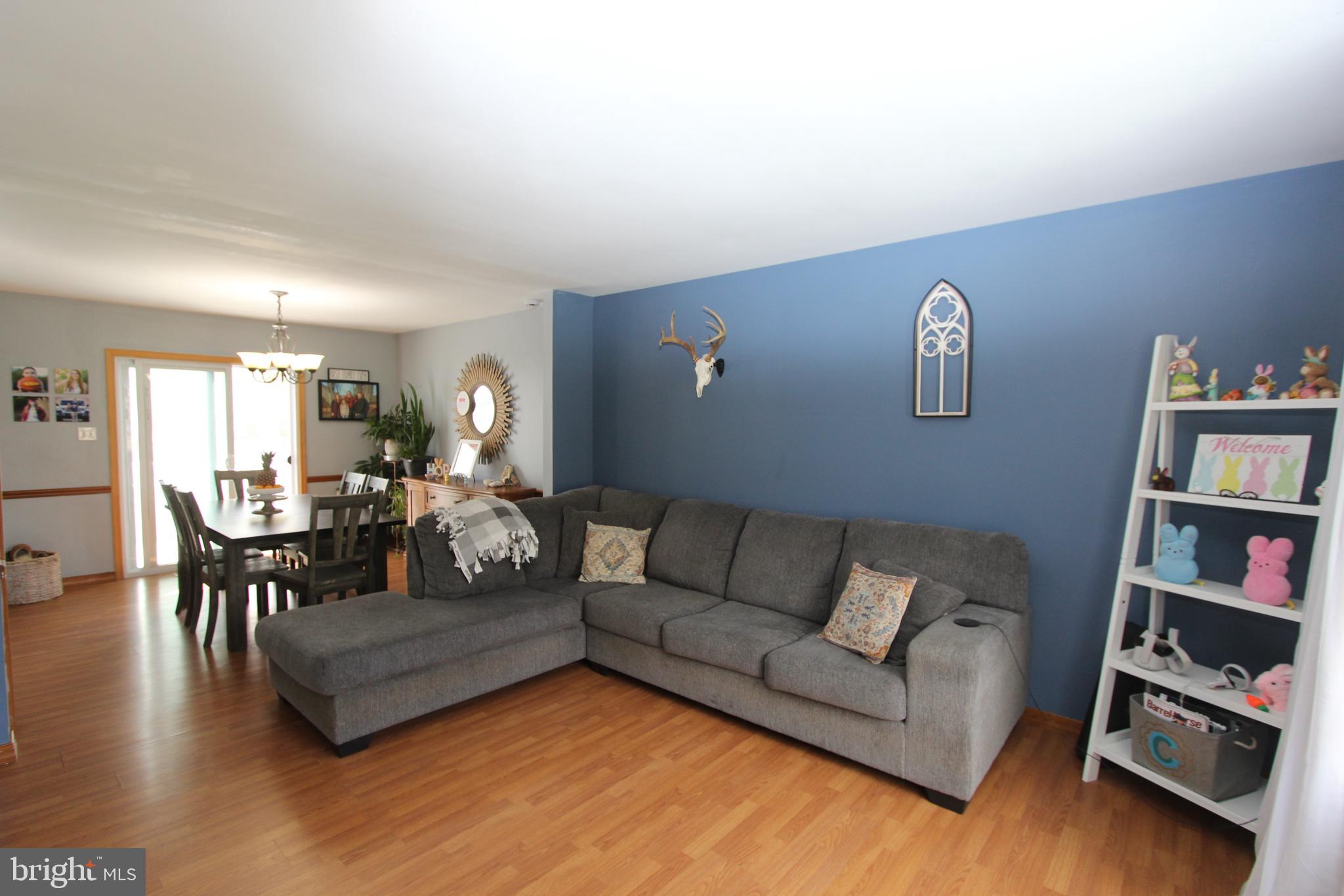 845 MULLEN AVENUE