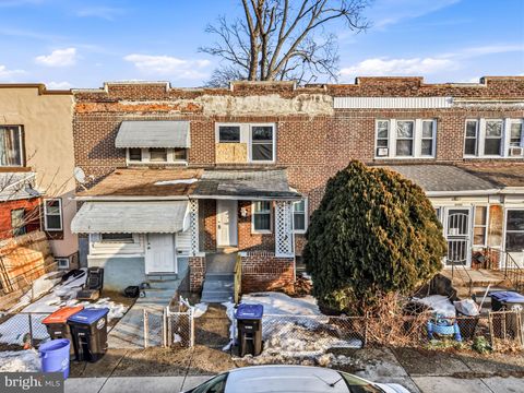Photo of 1137 Thomas Street, CHESTER, PA 19013 (MLS # PADE2114104)