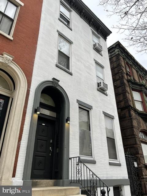 Townhouse For Rent - 2129 Spring Garden Street #1<br/> PHILADELPHIA, PA 19130