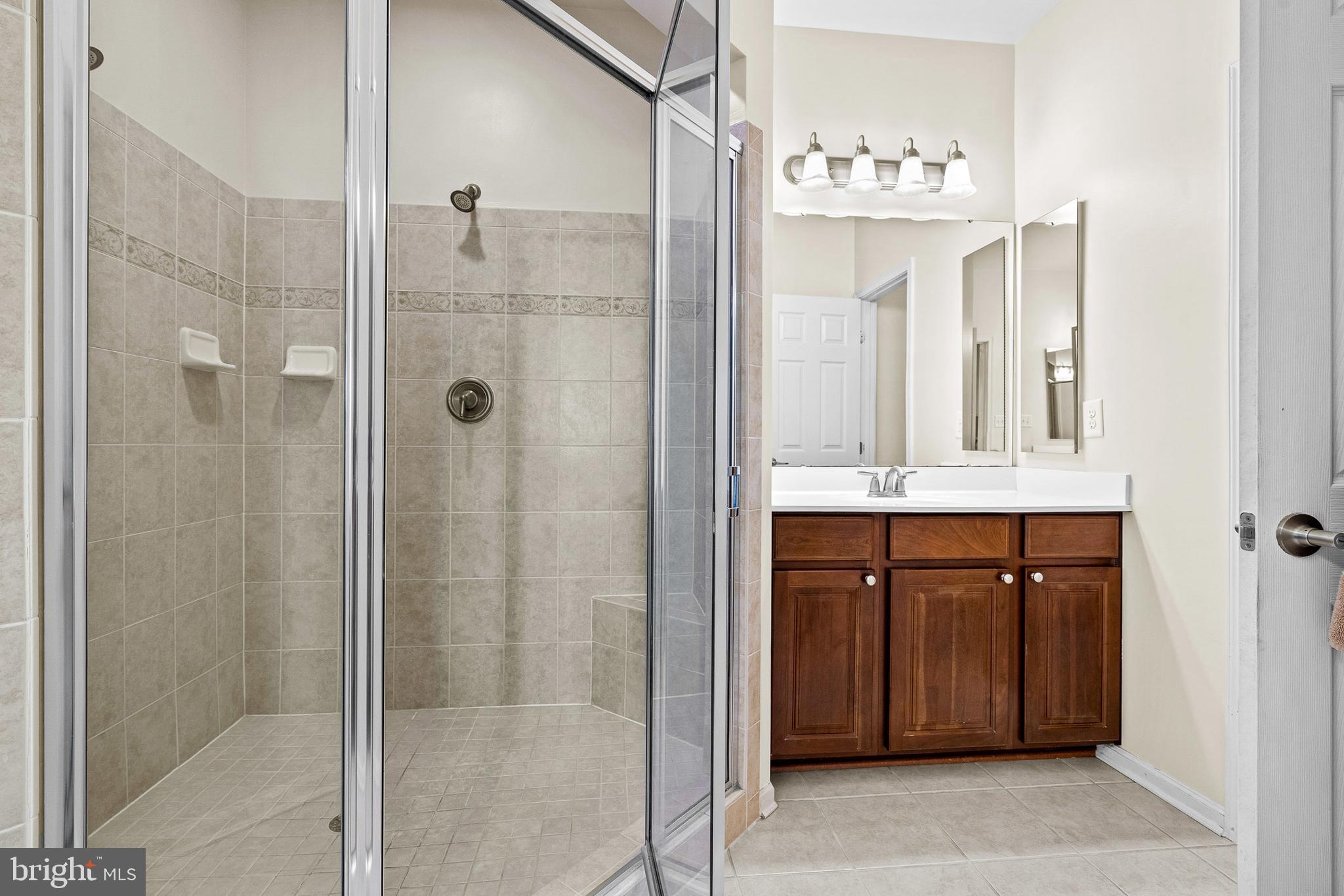 ESPLANADE RED RUN VILLA - Residential