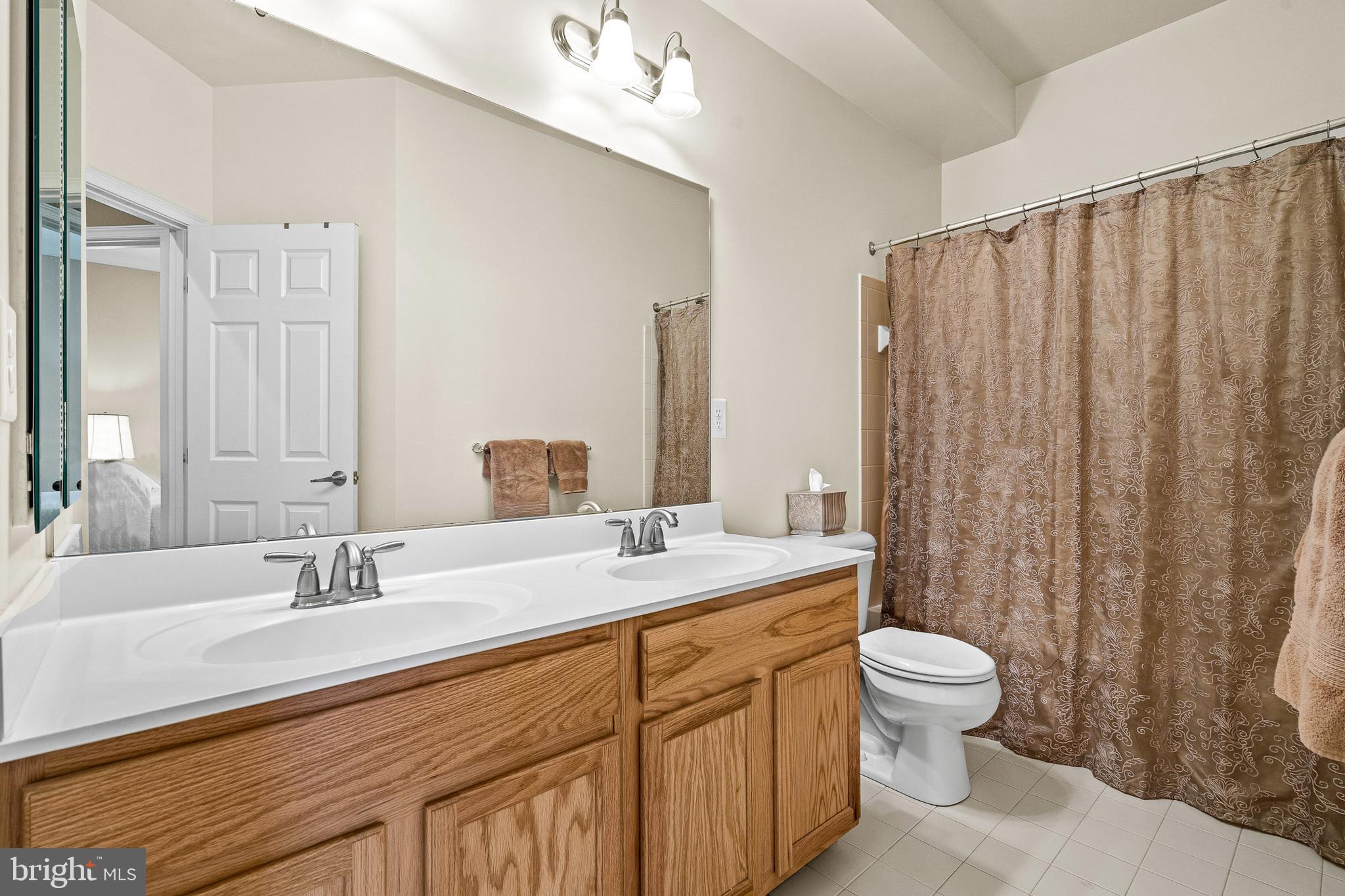 ESPLANADE RED RUN VILLA - Residential