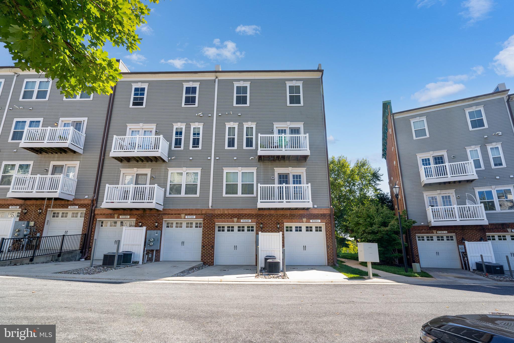 ESPLANADE RED RUN VILLA - Residential