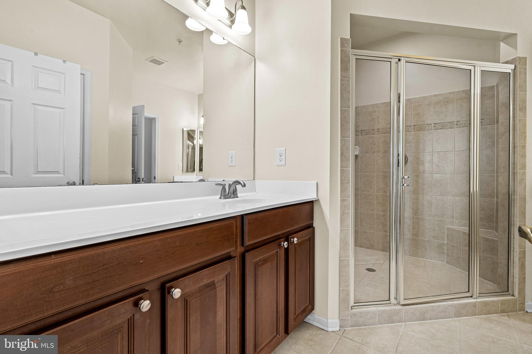 ESPLANADE RED RUN VILLA - Residential