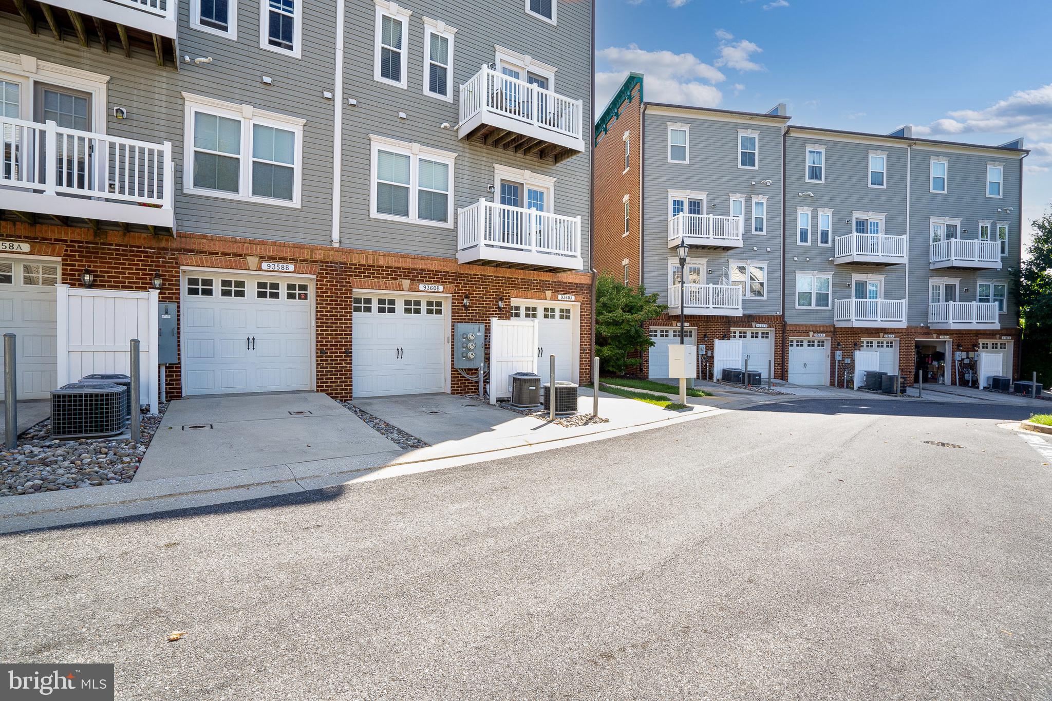 ESPLANADE RED RUN VILLA - Residential