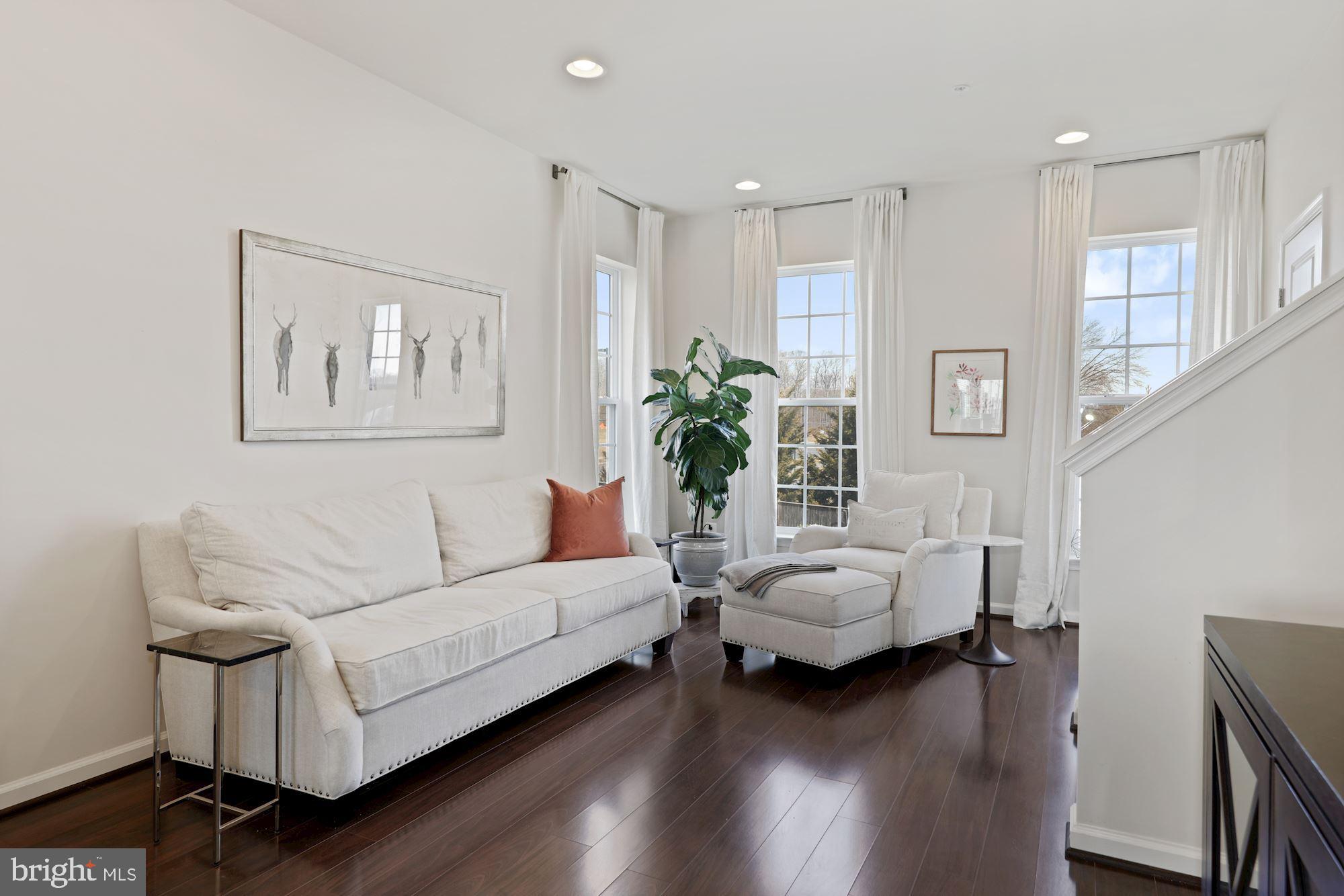 GALLERY PARK - Residential