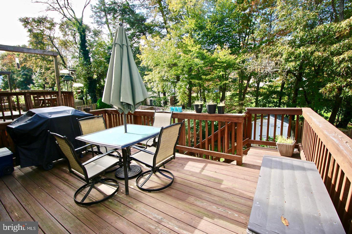 WOODSTREAM - Residential Lease