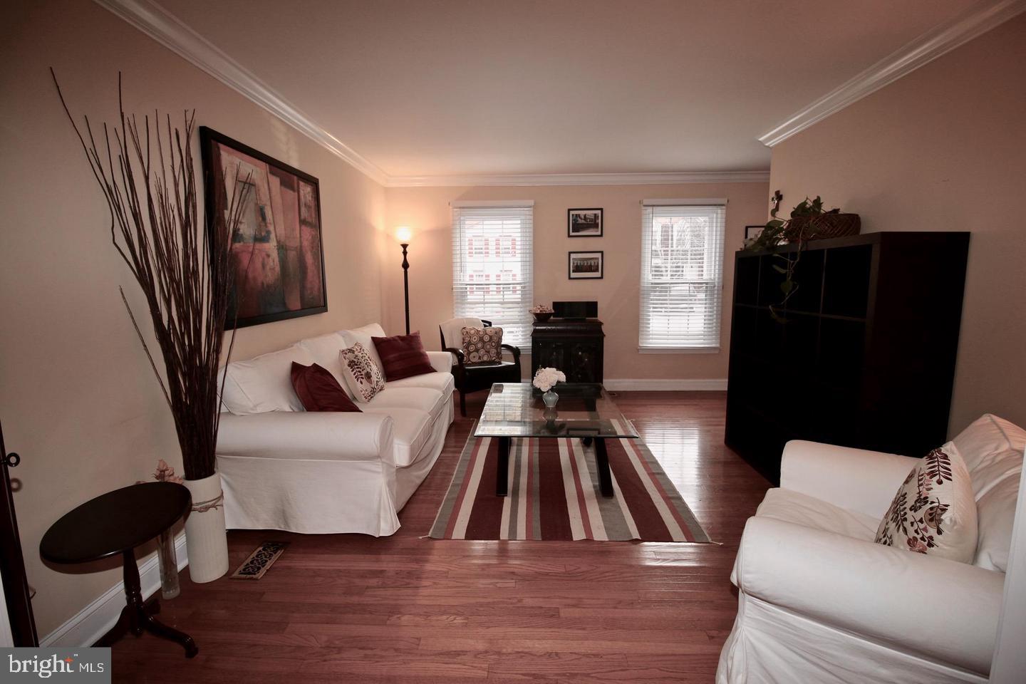 WOODSTREAM - Residential Lease