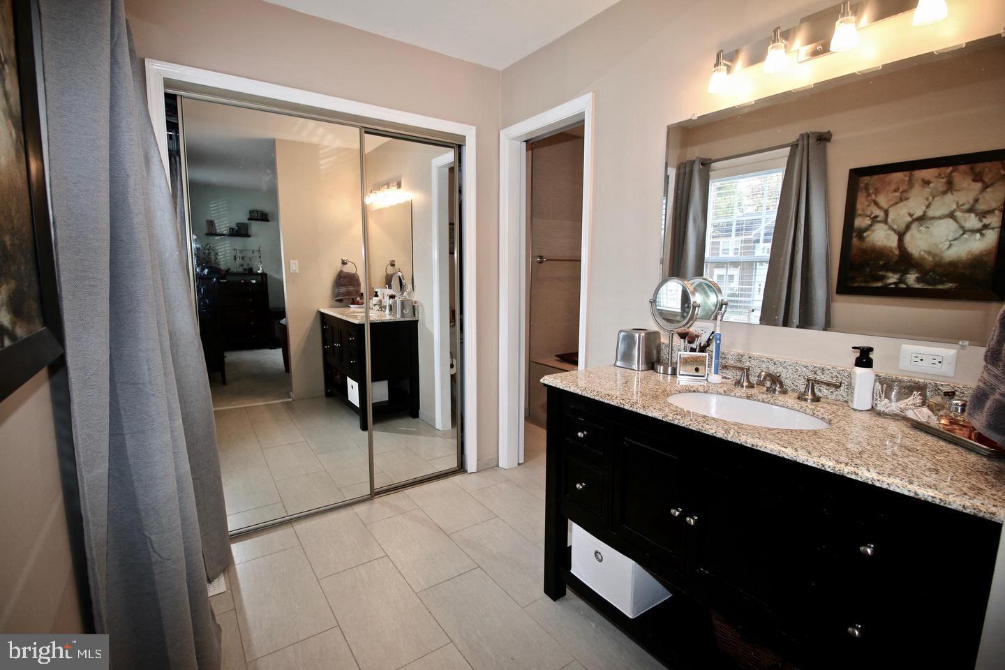 WOODSTREAM - Residential Lease