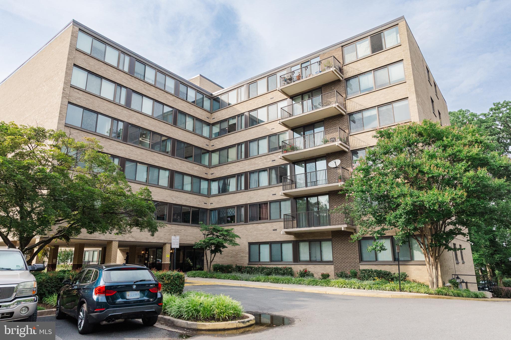 600 ROOSEVELT BOULEVARD 211