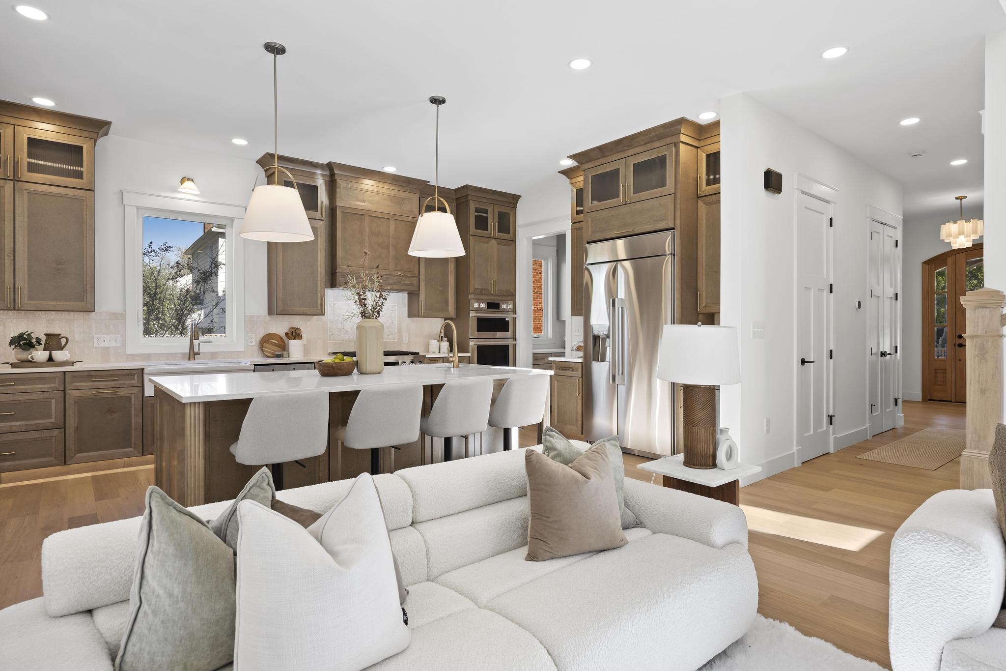 DEL RAY/ROSEMONT - Residential