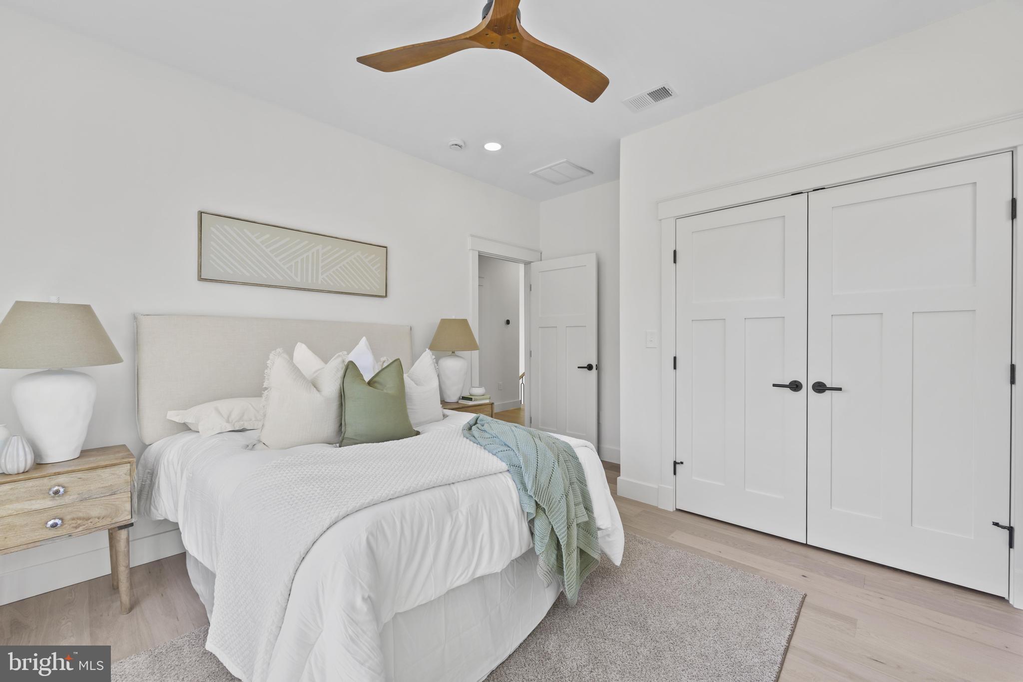 DEL RAY/ROSEMONT - Residential