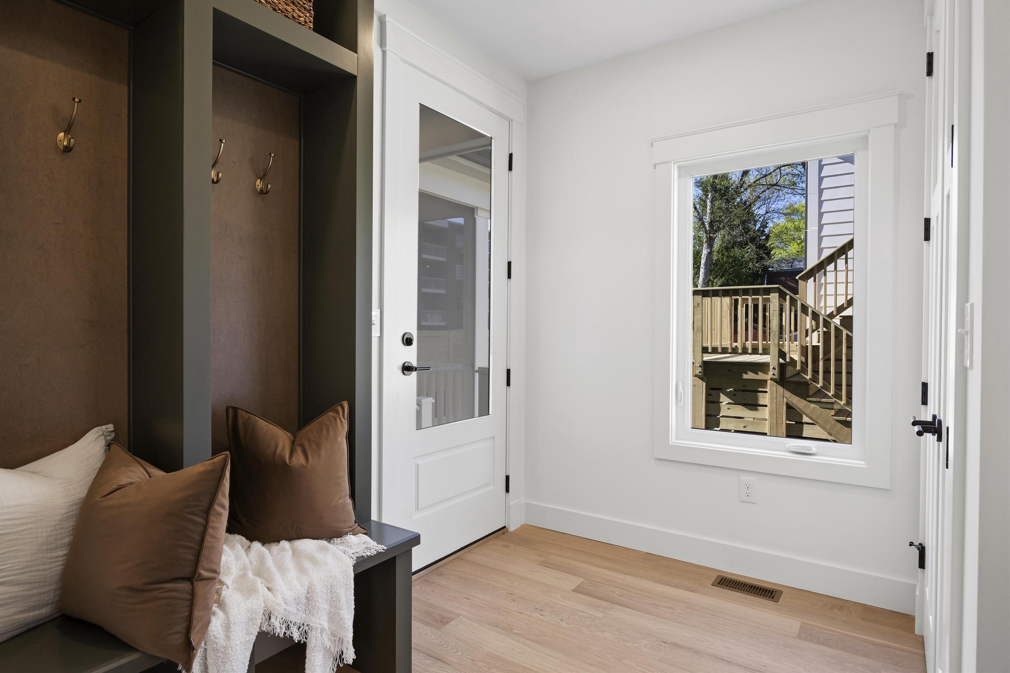 DEL RAY/ROSEMONT - Residential