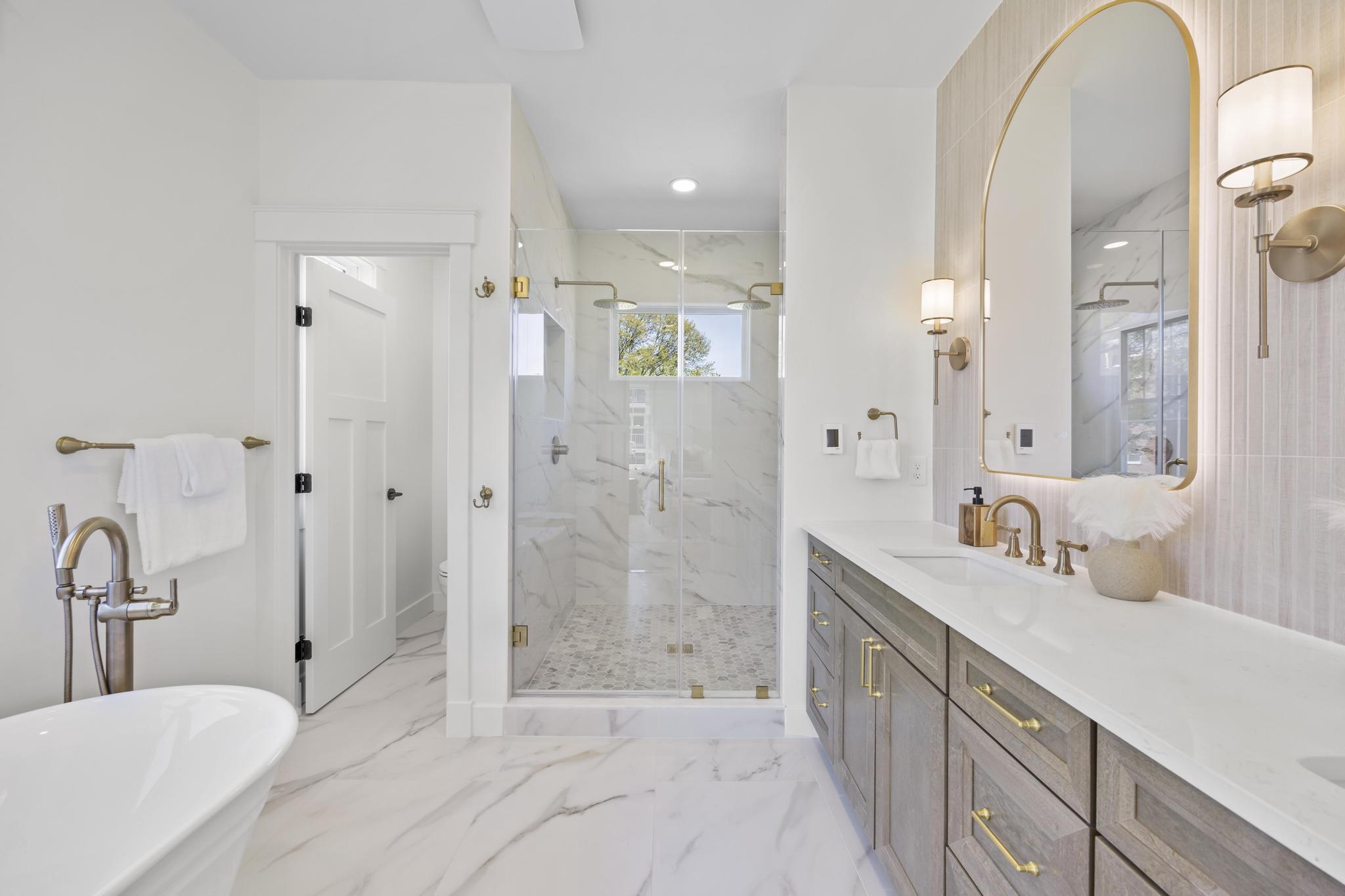 DEL RAY/ROSEMONT - Residential