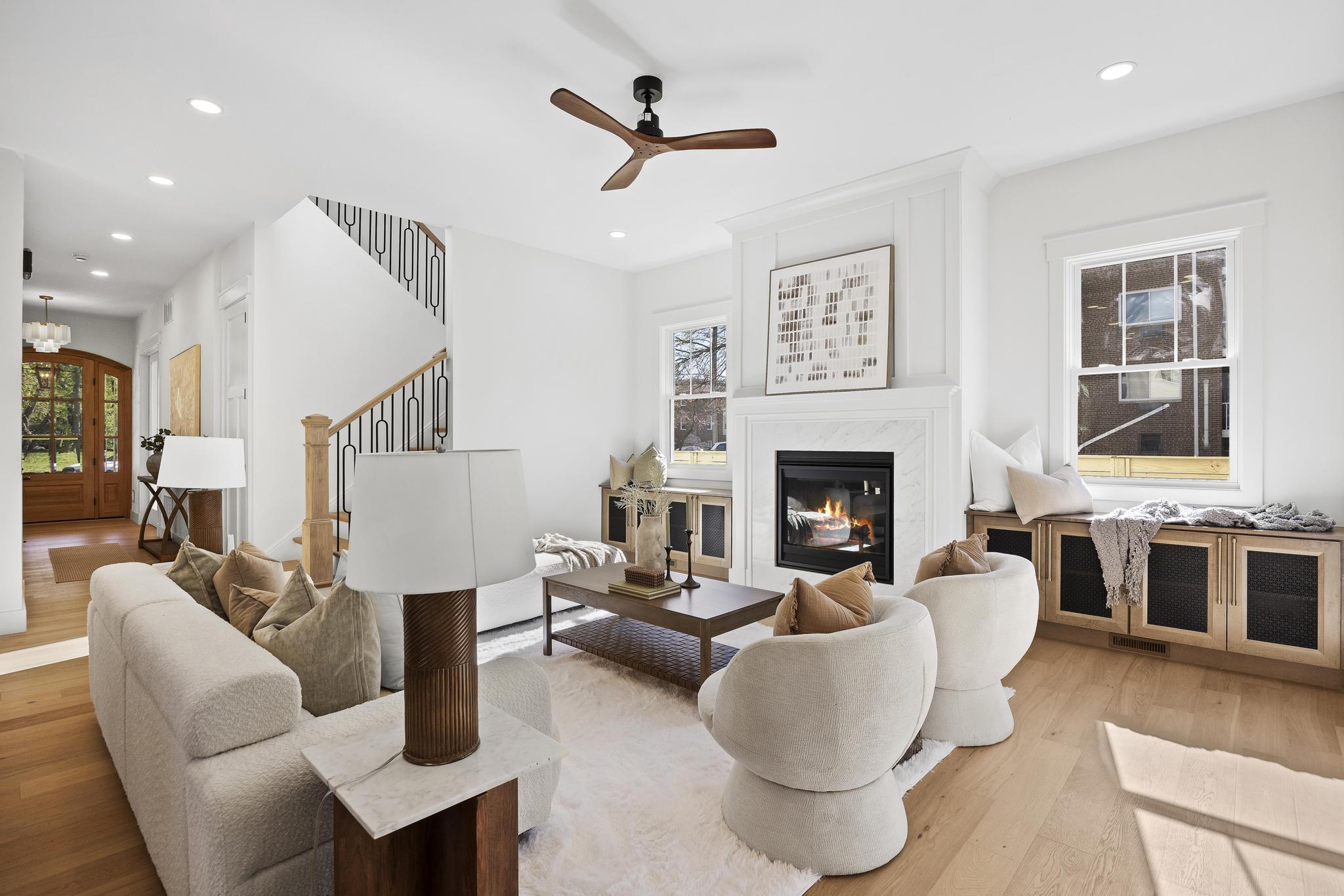 DEL RAY/ROSEMONT - Residential