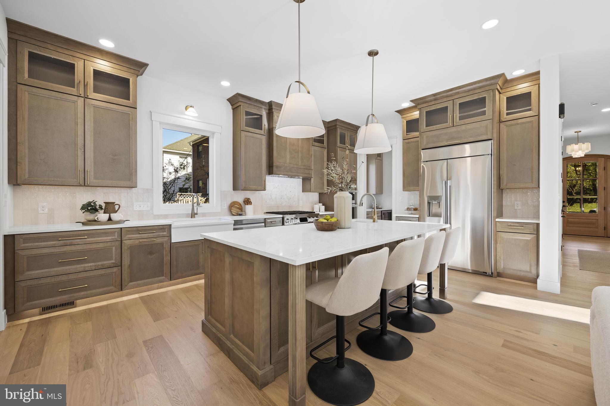 DEL RAY/ROSEMONT - Residential