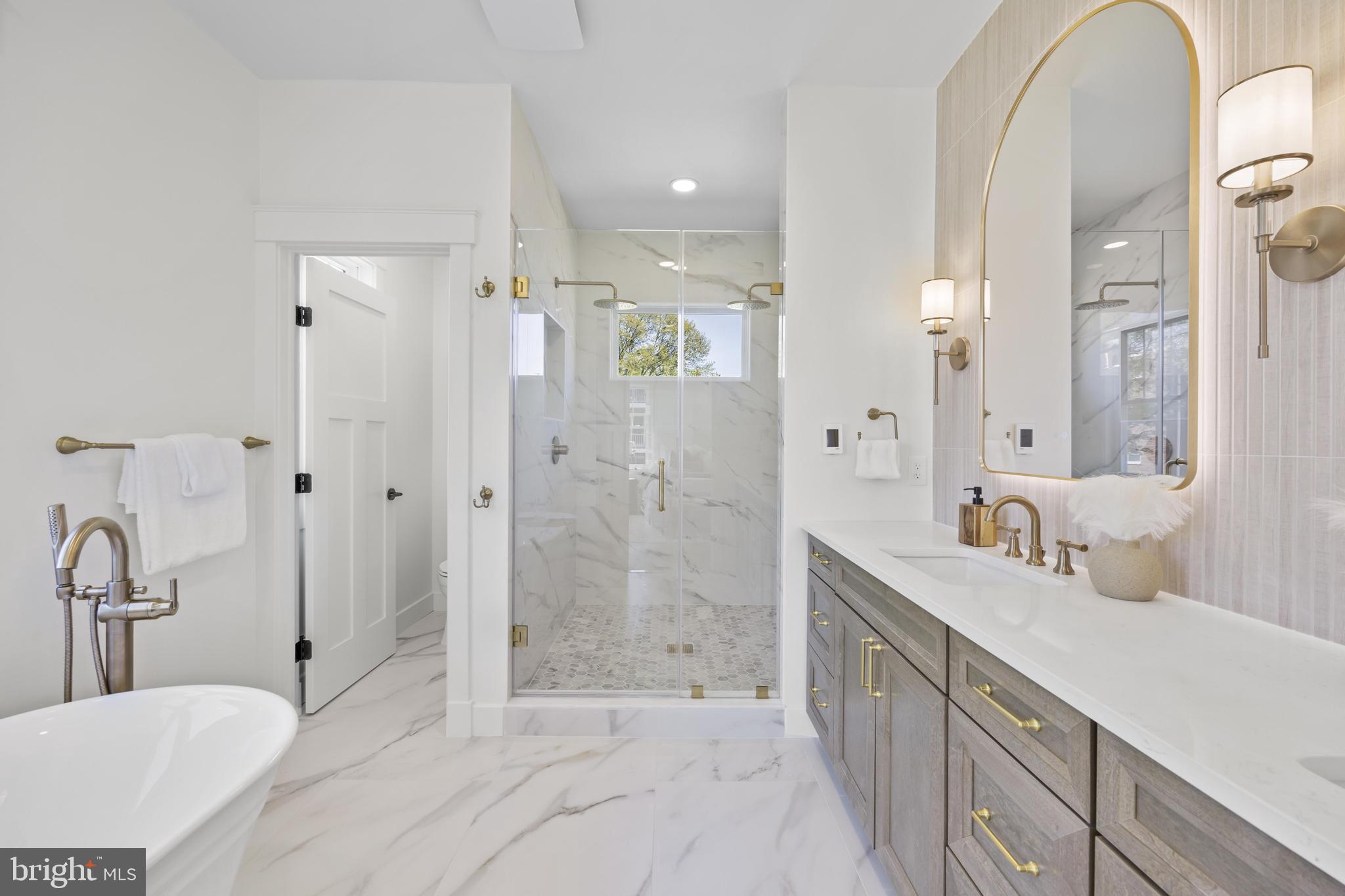 DEL RAY/ROSEMONT - Residential