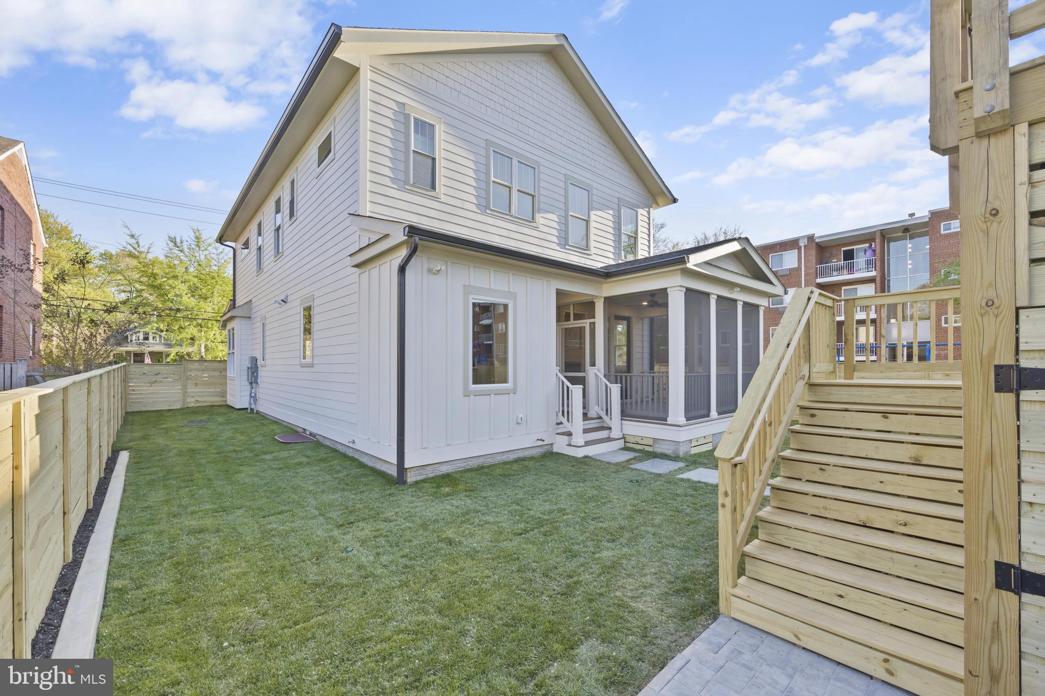 DEL RAY/ROSEMONT - Residential