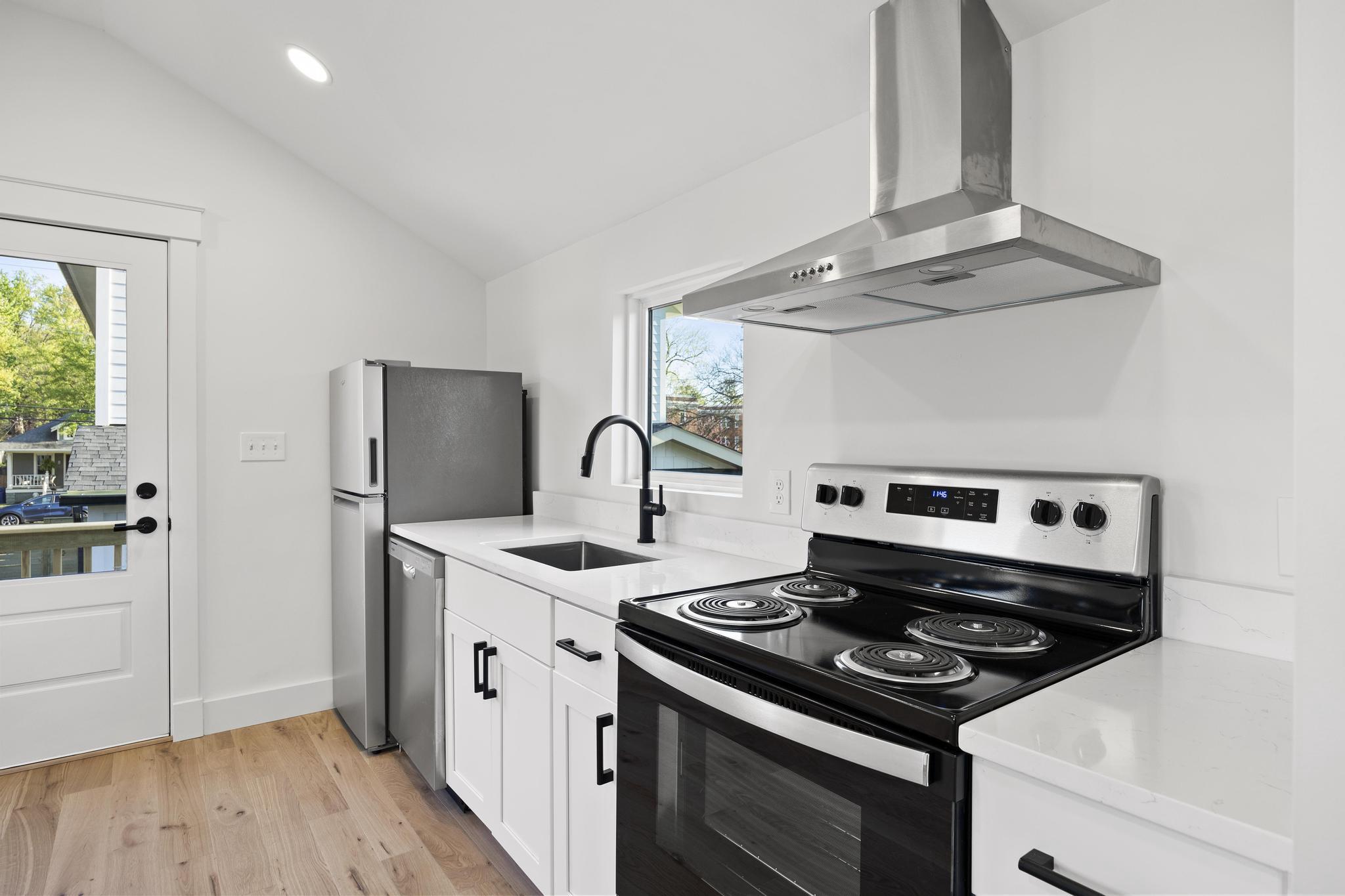 DEL RAY/ROSEMONT - Residential