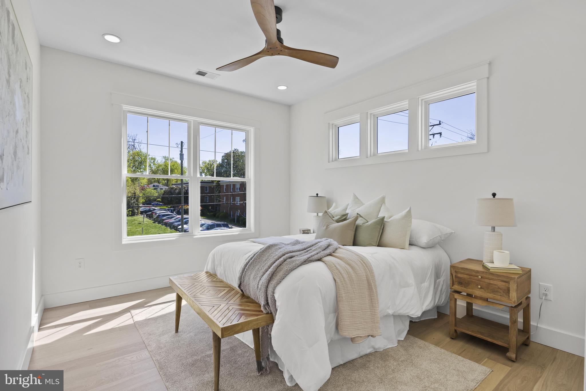 DEL RAY/ROSEMONT - Residential