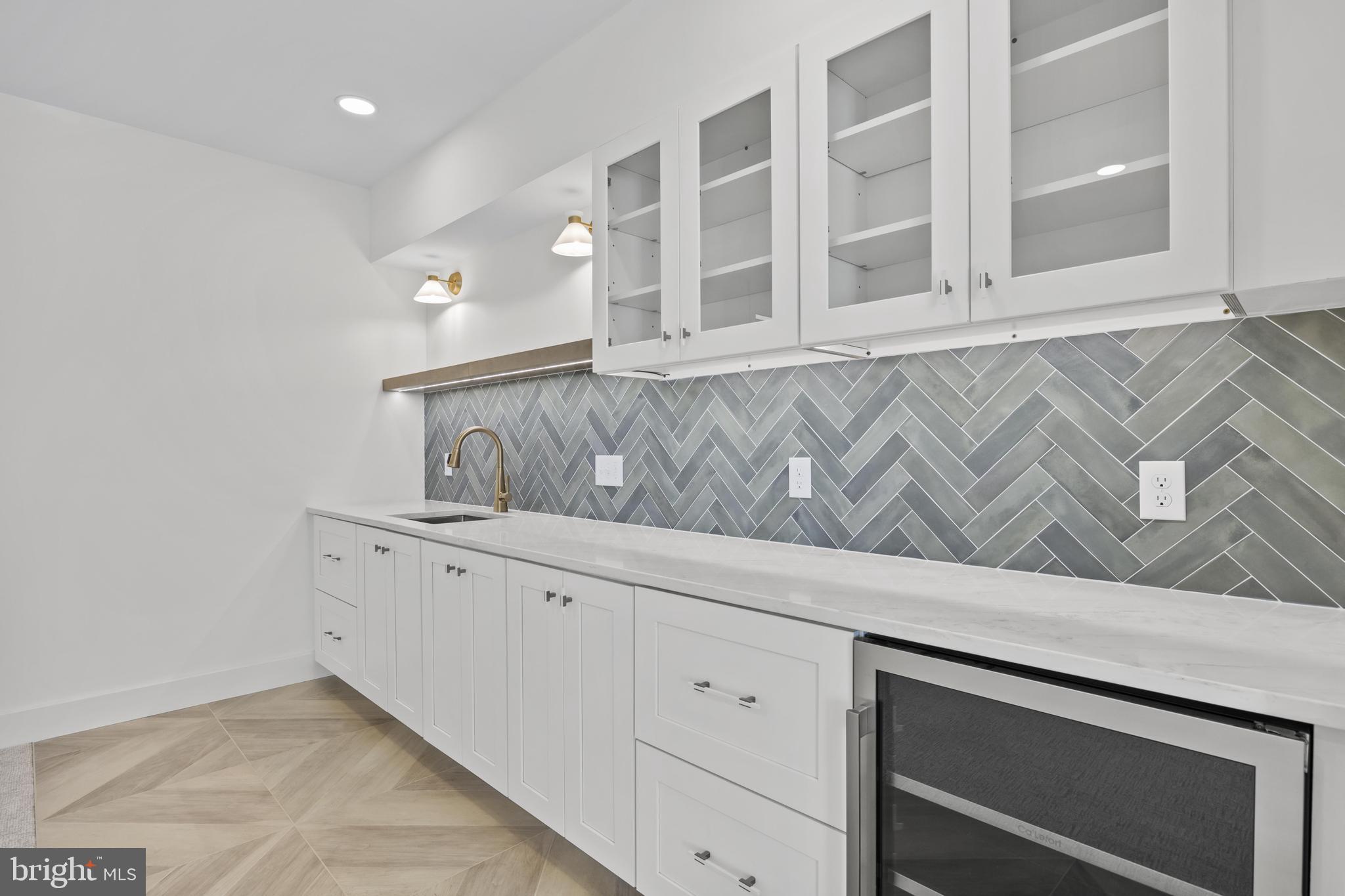 DEL RAY/ROSEMONT - Residential