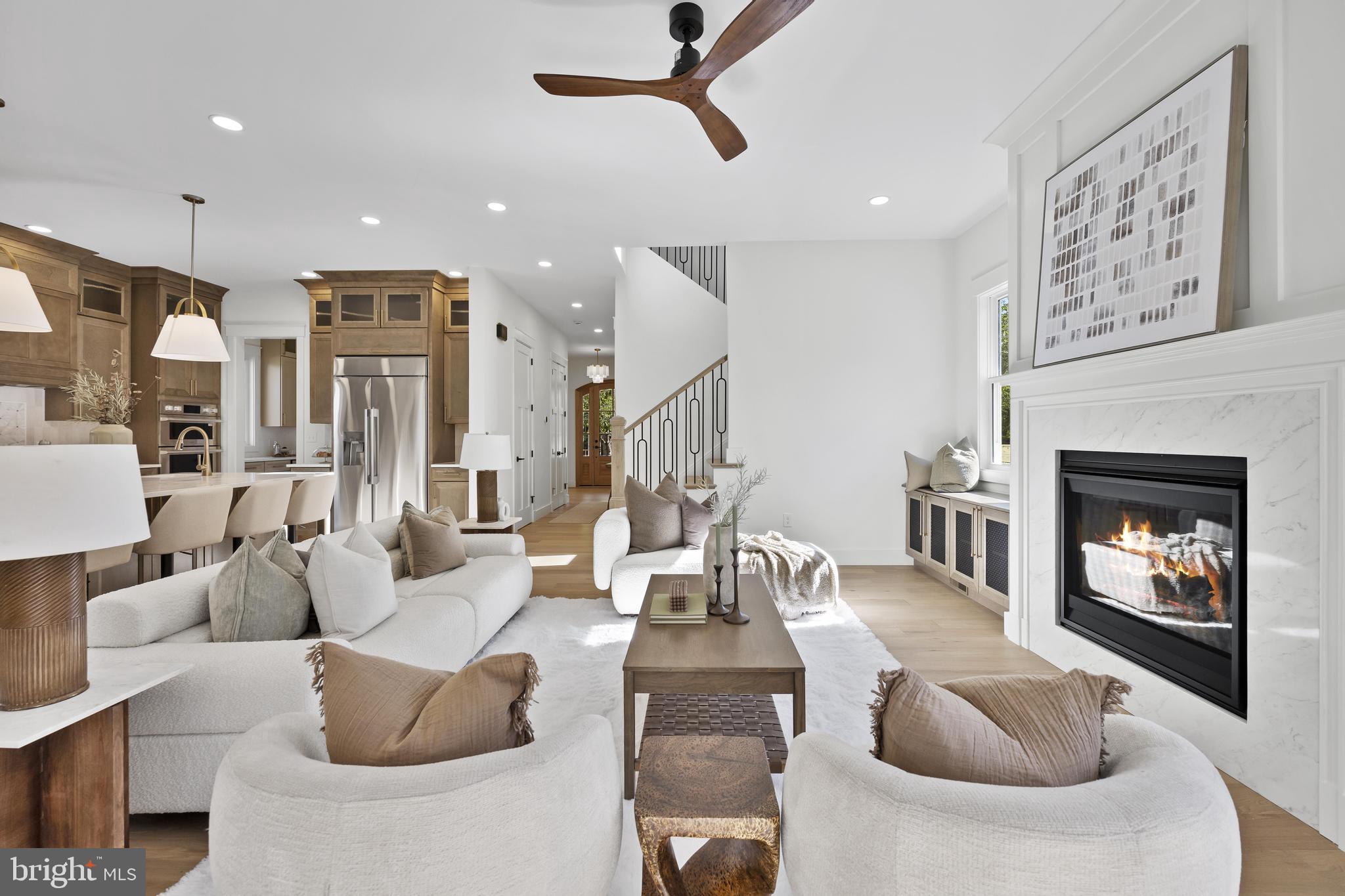 DEL RAY/ROSEMONT - Residential