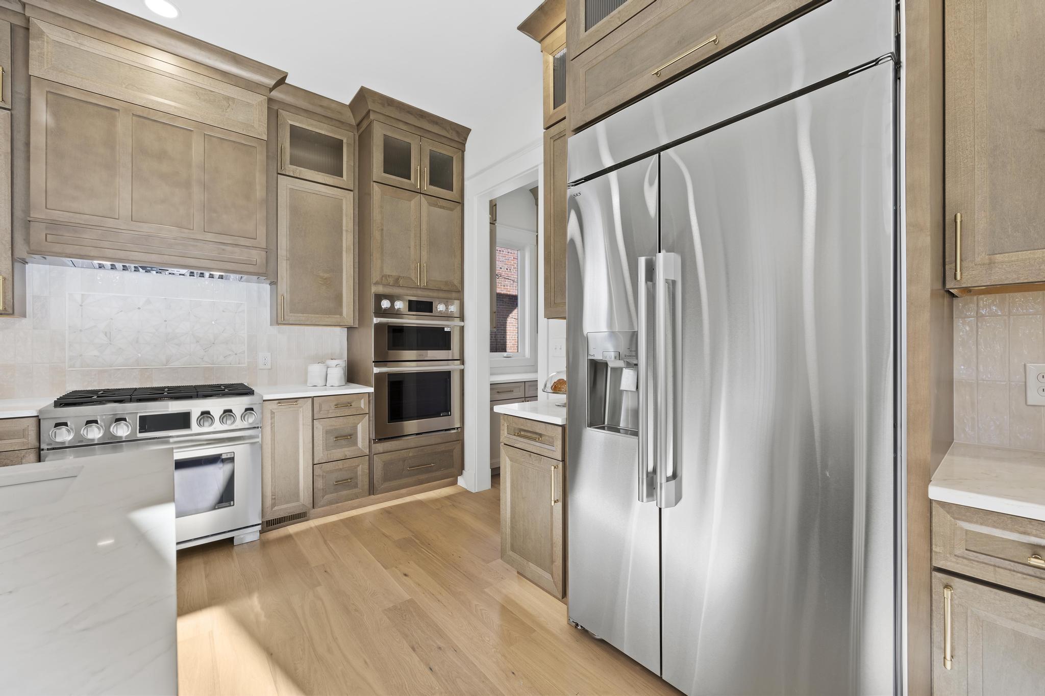 DEL RAY/ROSEMONT - Residential