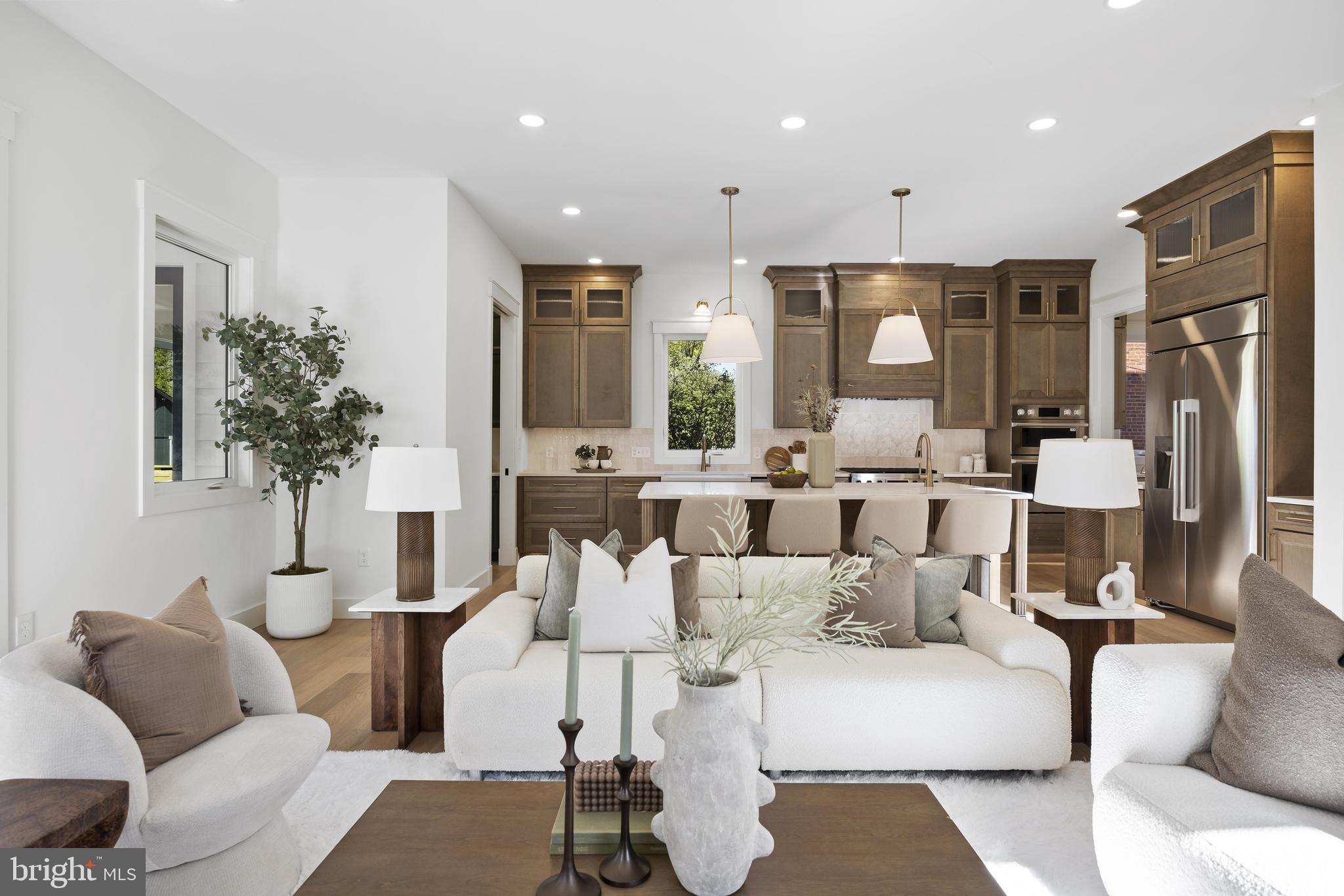 DEL RAY/ROSEMONT - Residential