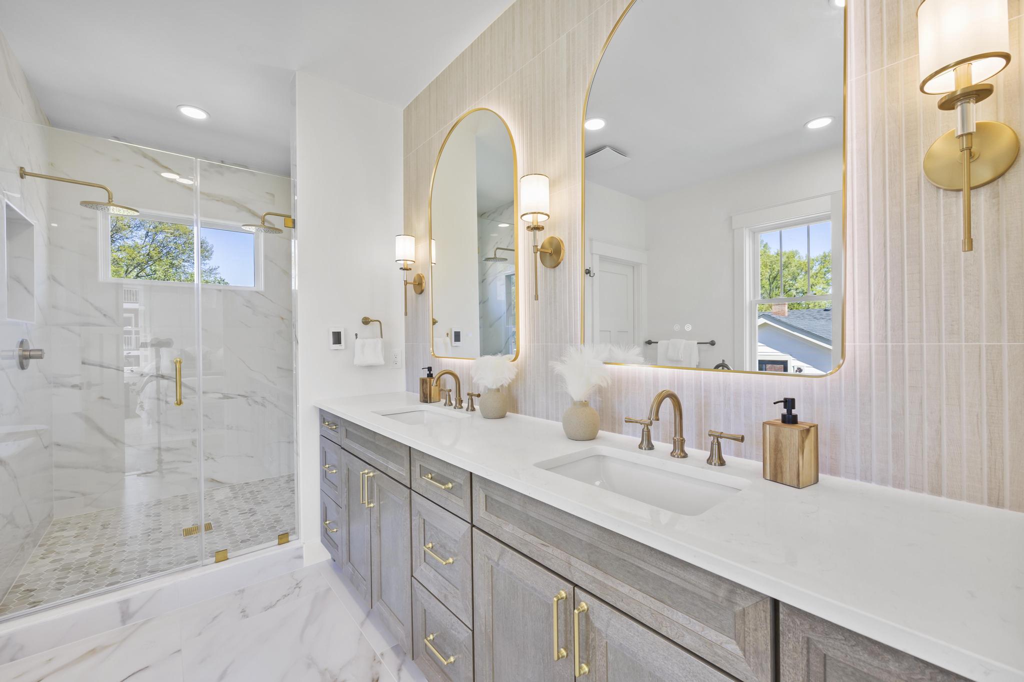 DEL RAY/ROSEMONT - Residential