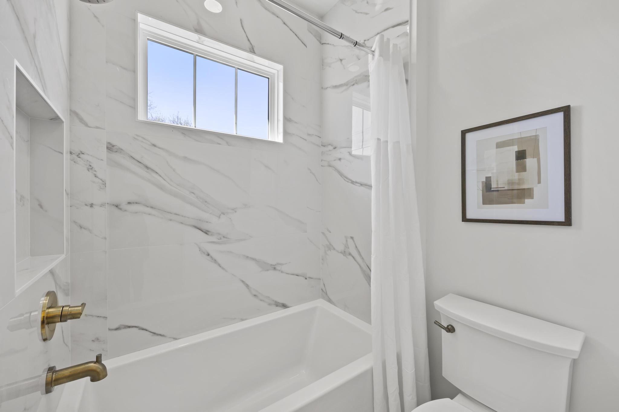 DEL RAY/ROSEMONT - Residential