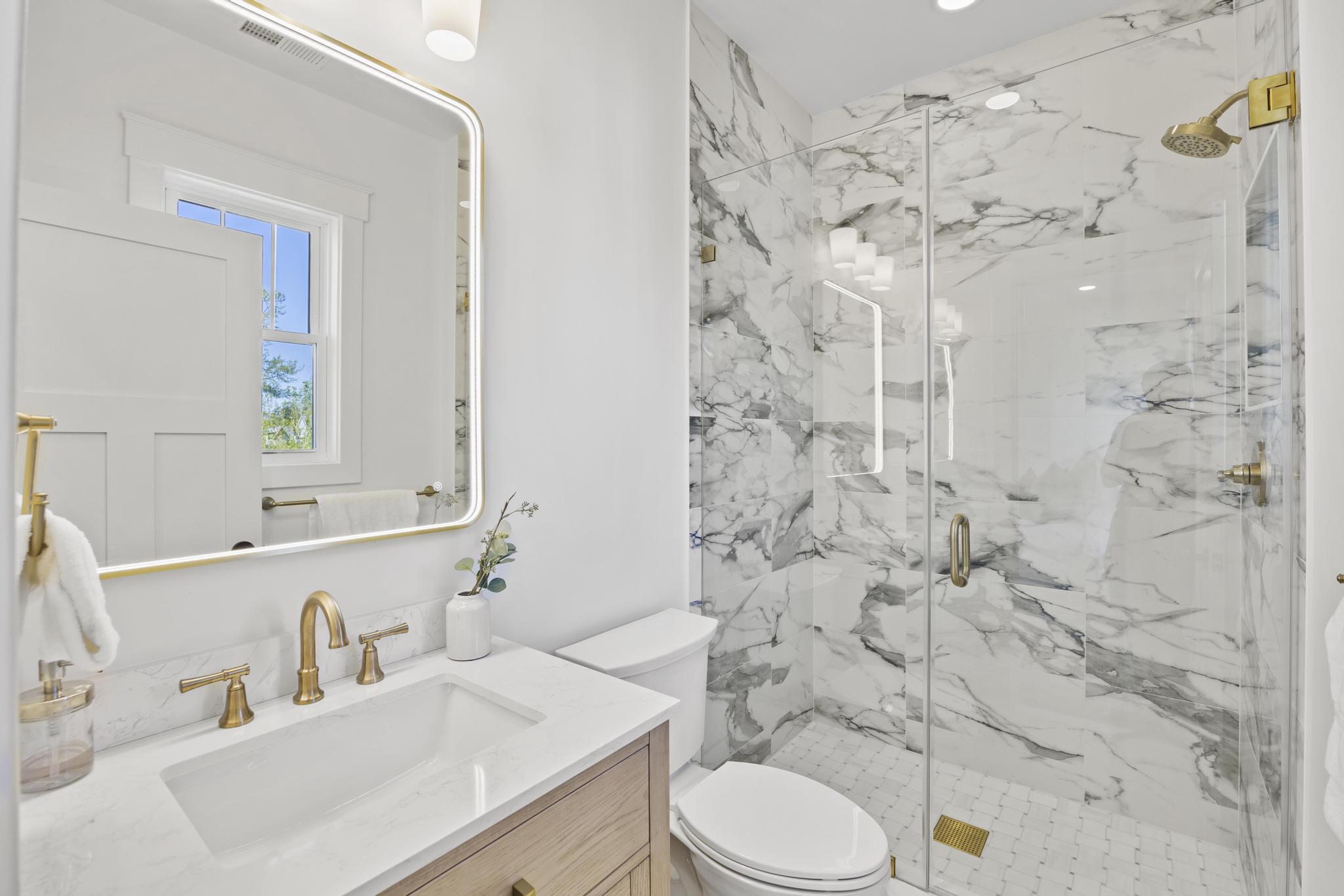 DEL RAY/ROSEMONT - Residential