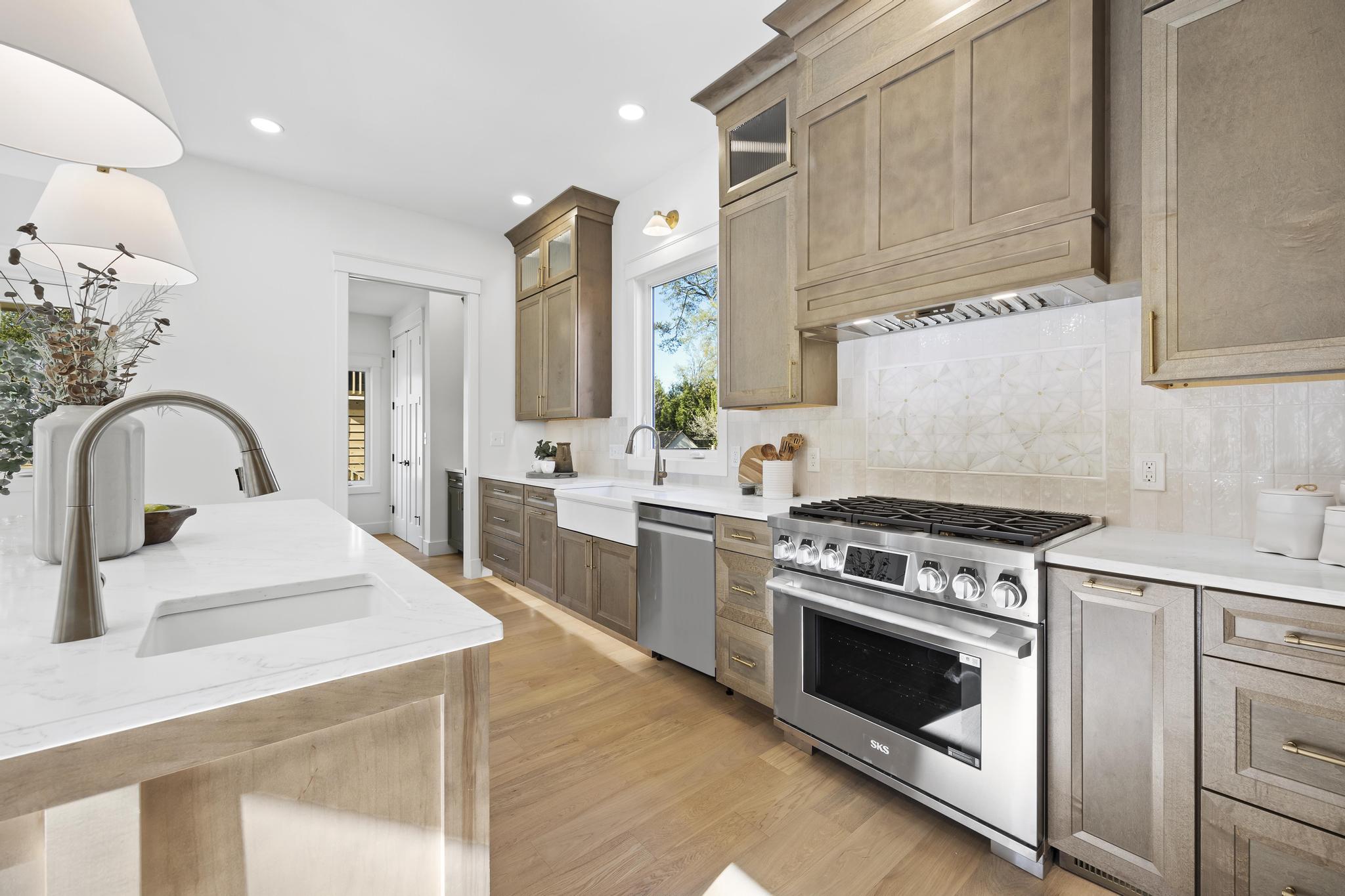 DEL RAY/ROSEMONT - Residential