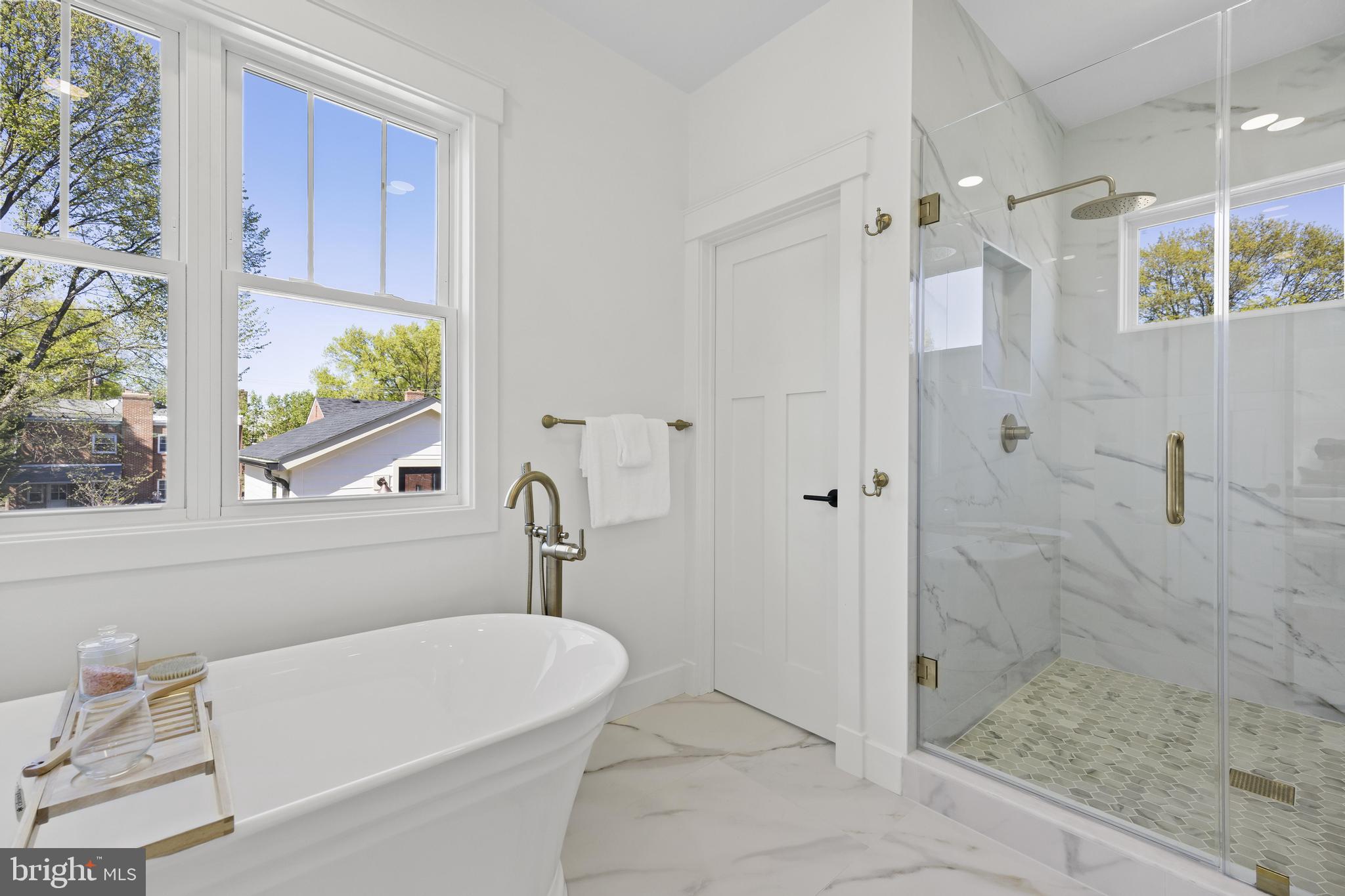 DEL RAY/ROSEMONT - Residential