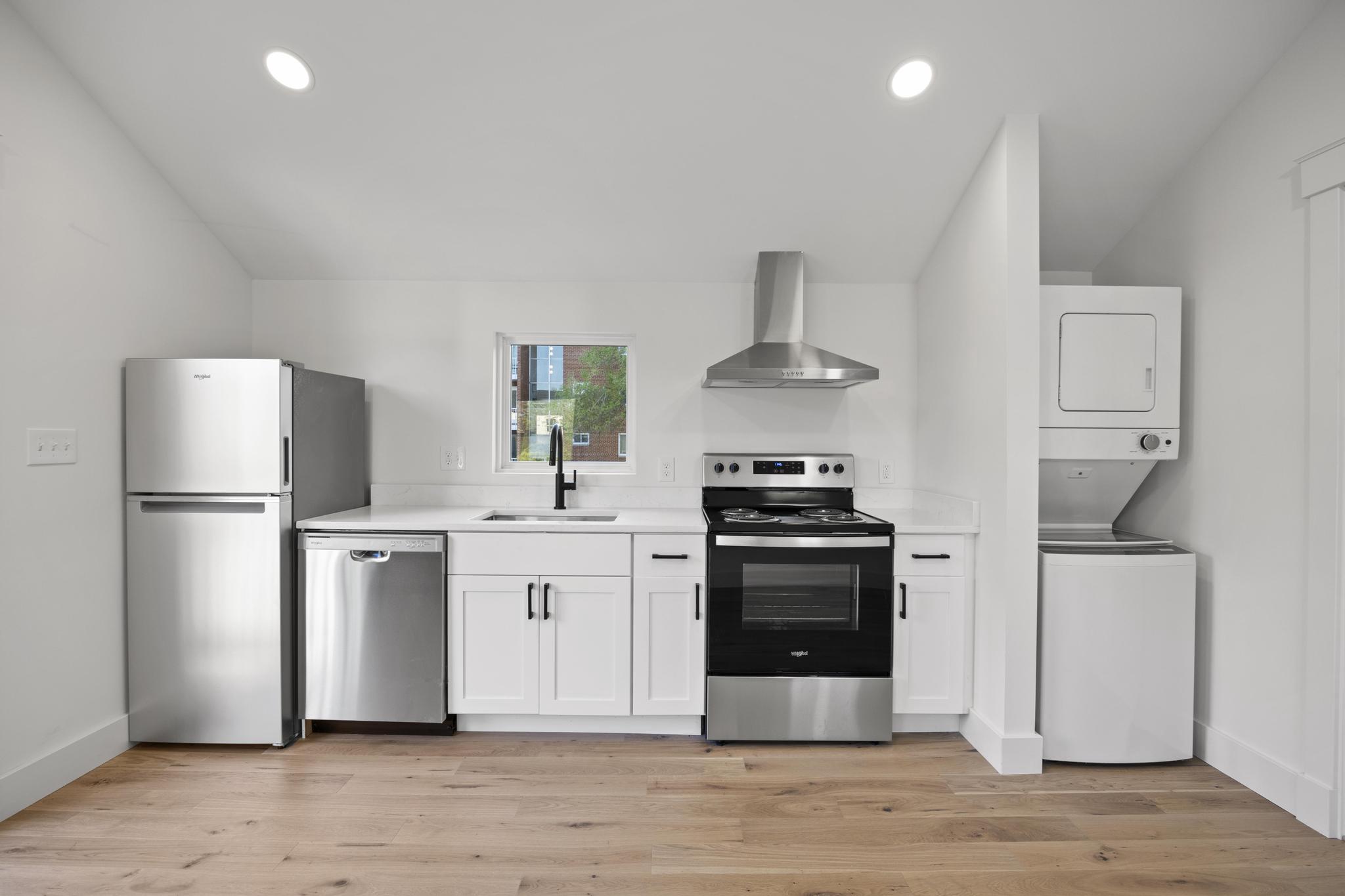 DEL RAY/ROSEMONT - Residential