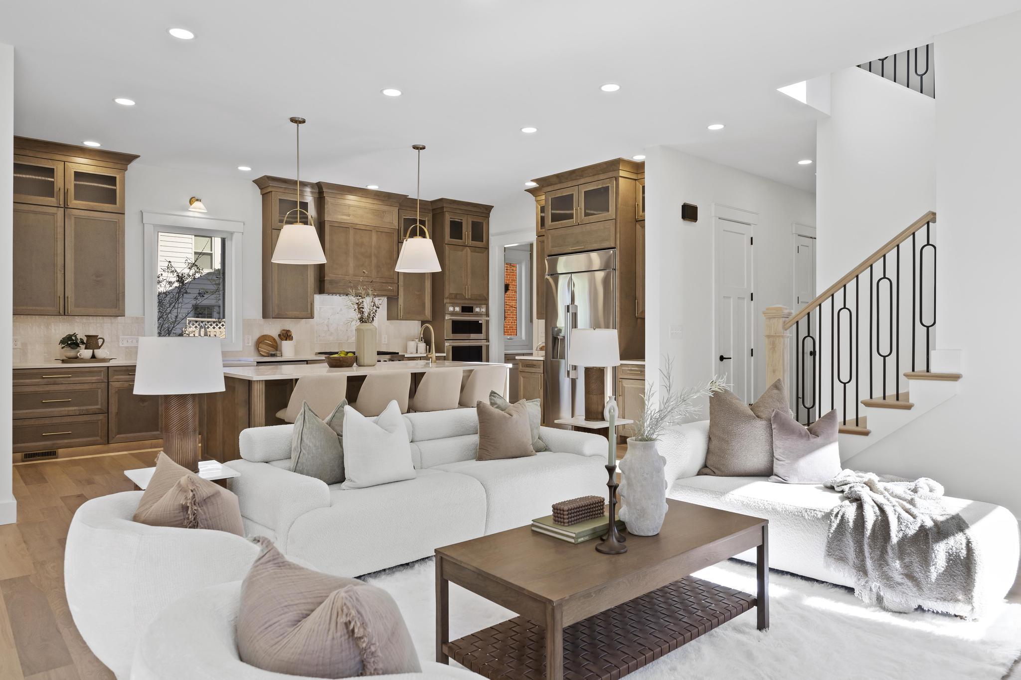 DEL RAY/ROSEMONT - Residential