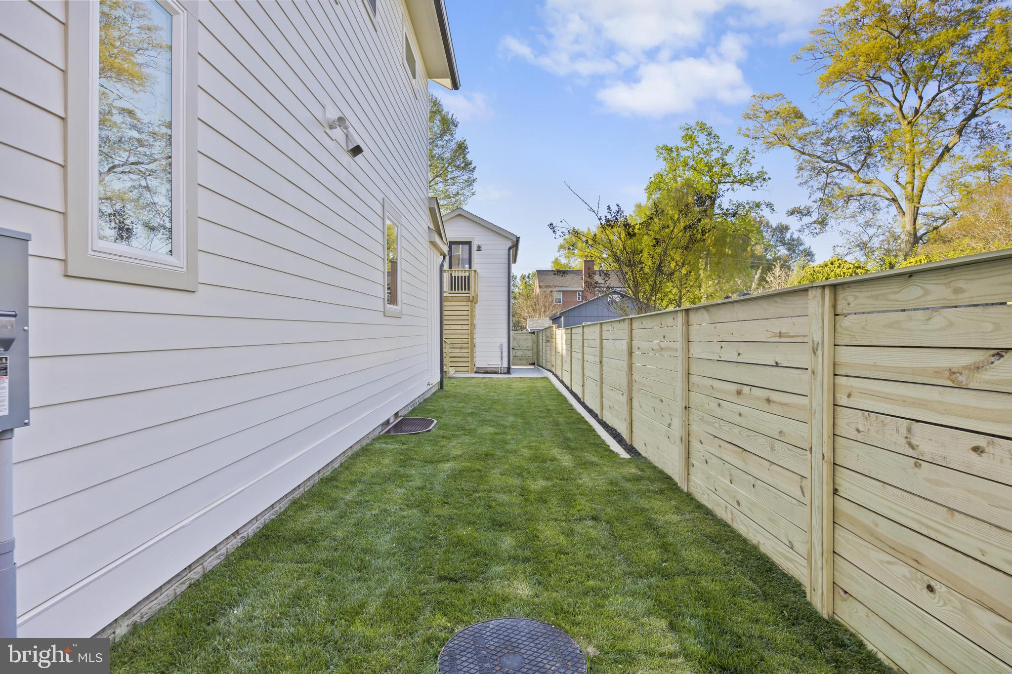 DEL RAY/ROSEMONT - Residential