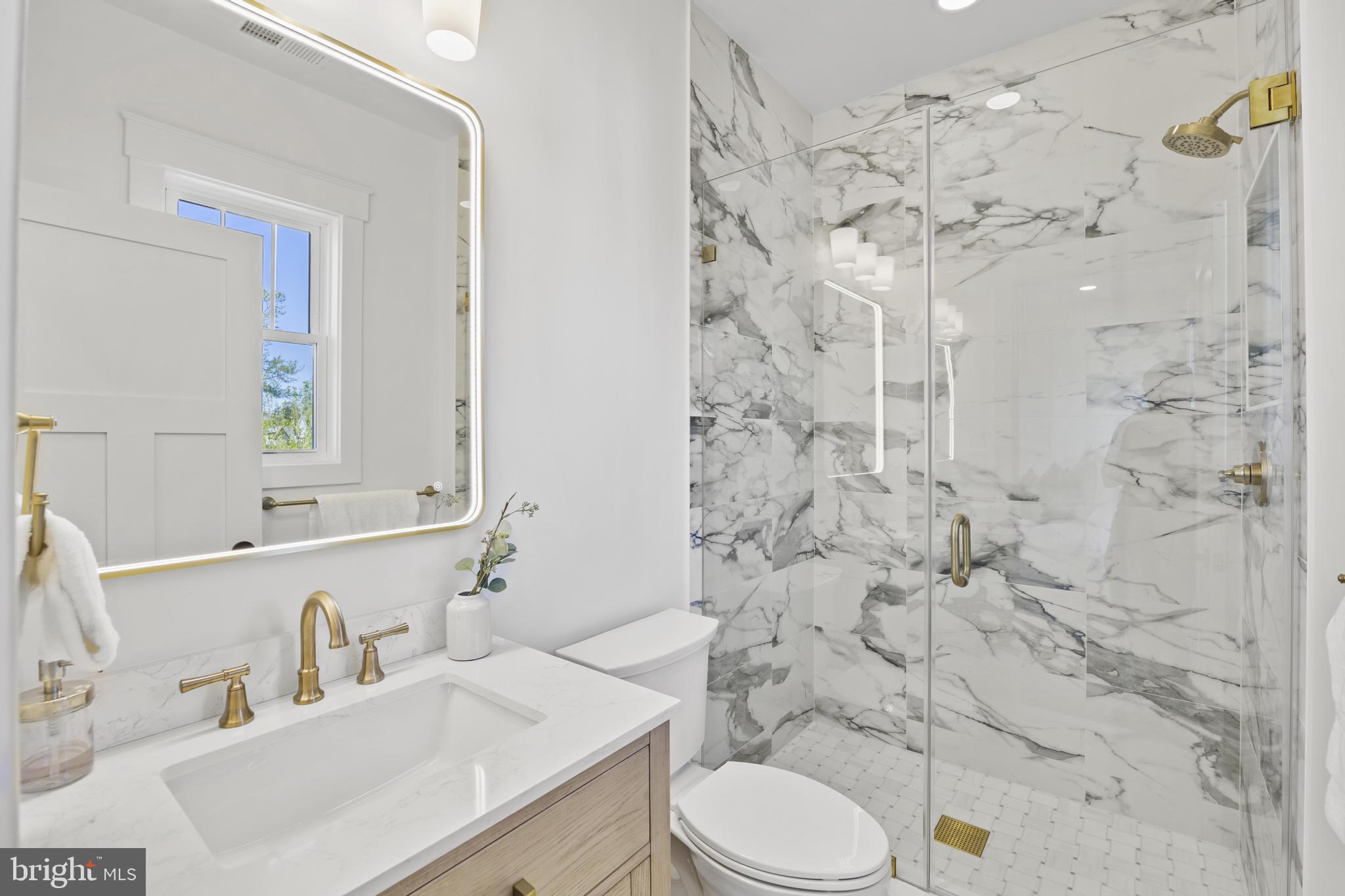 DEL RAY/ROSEMONT - Residential