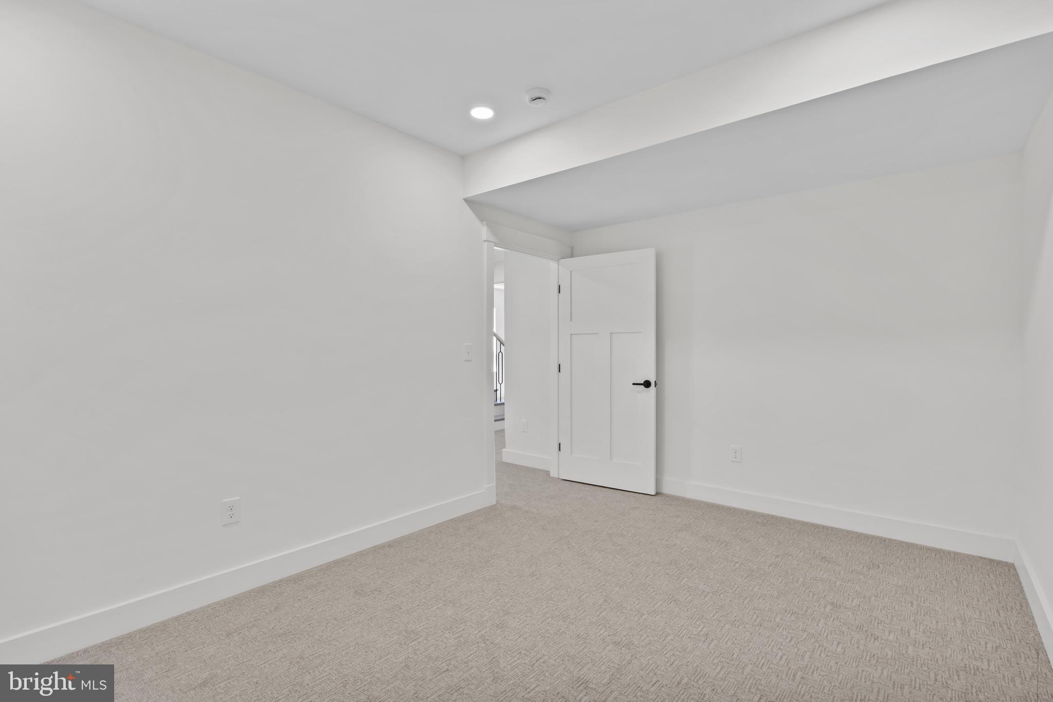 DEL RAY/ROSEMONT - Residential