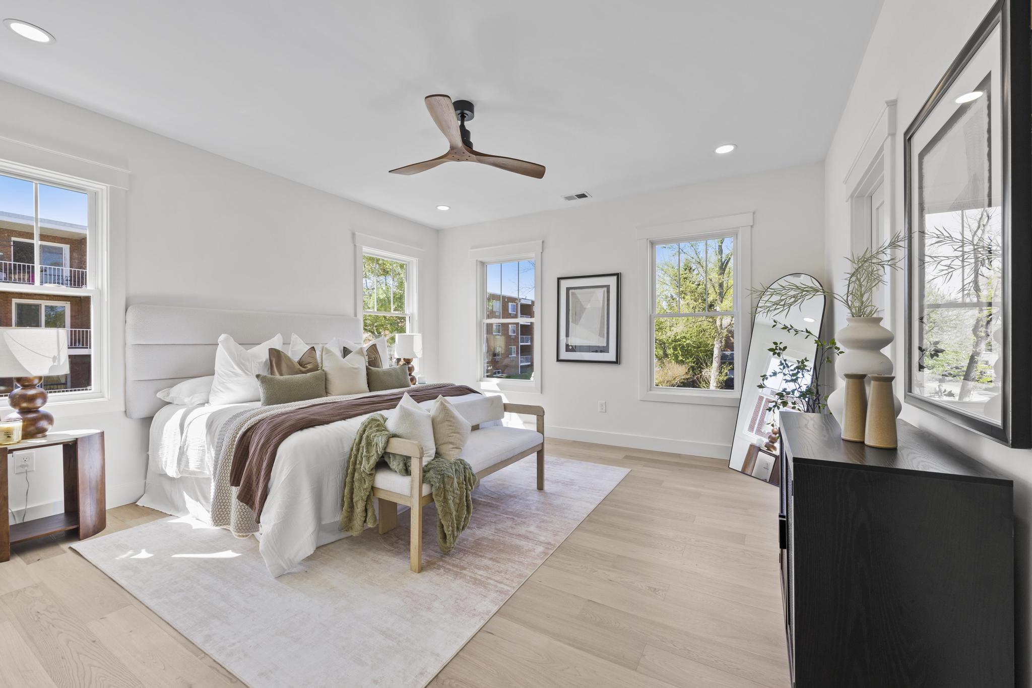 DEL RAY/ROSEMONT - Residential