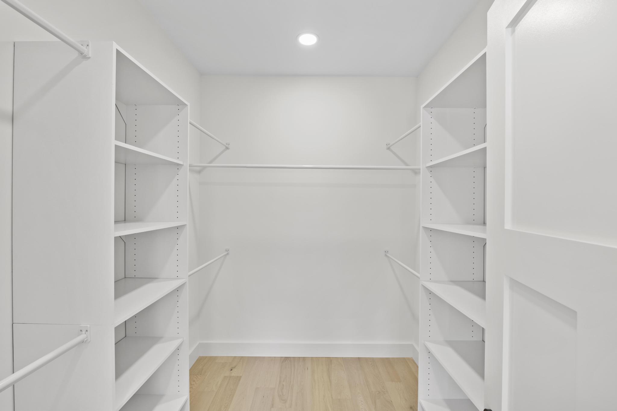 DEL RAY/ROSEMONT - Residential