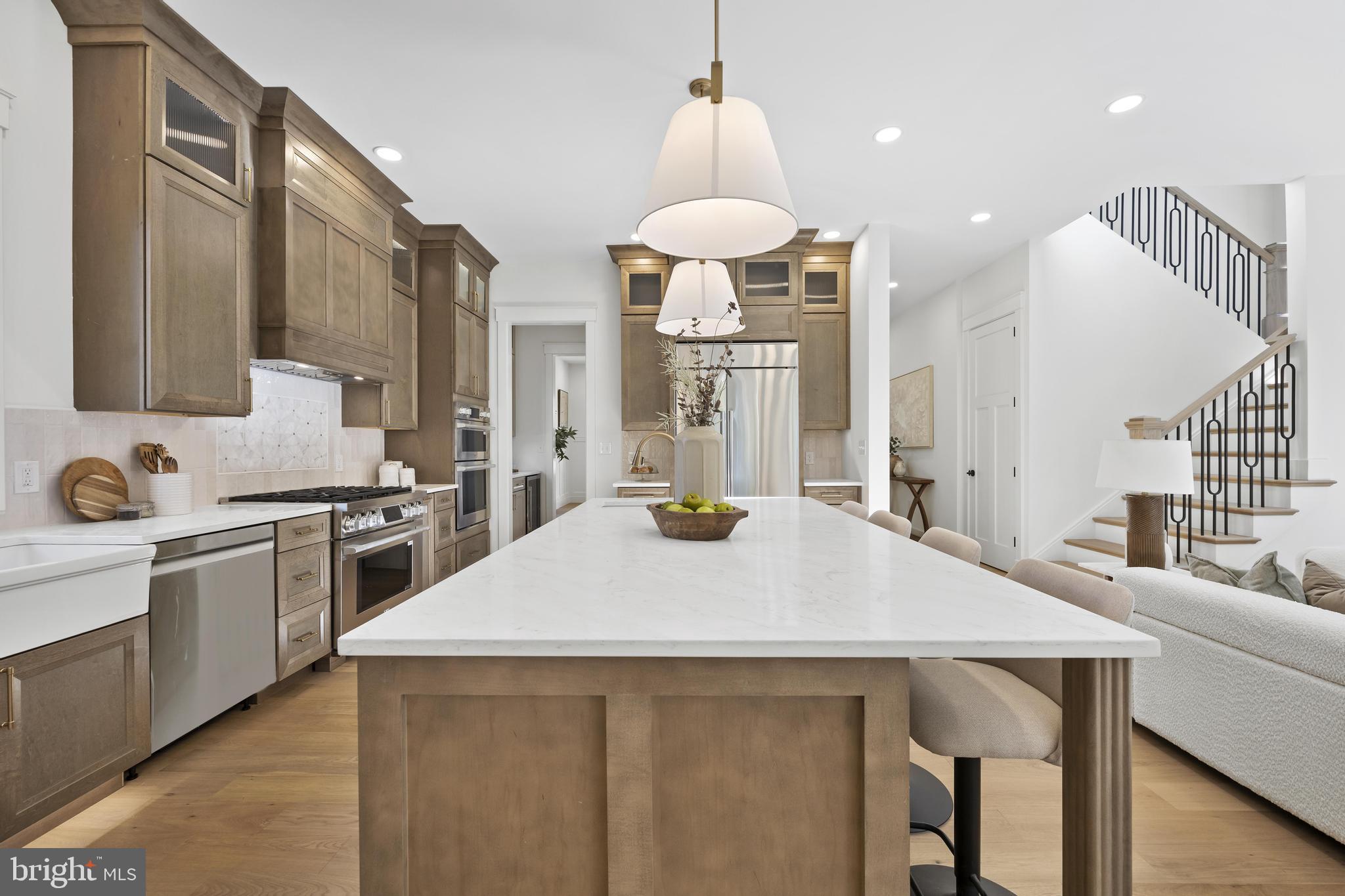 DEL RAY/ROSEMONT - Residential