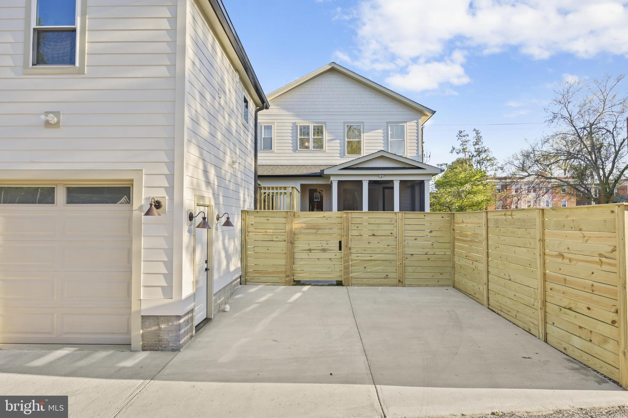 DEL RAY/ROSEMONT - Residential